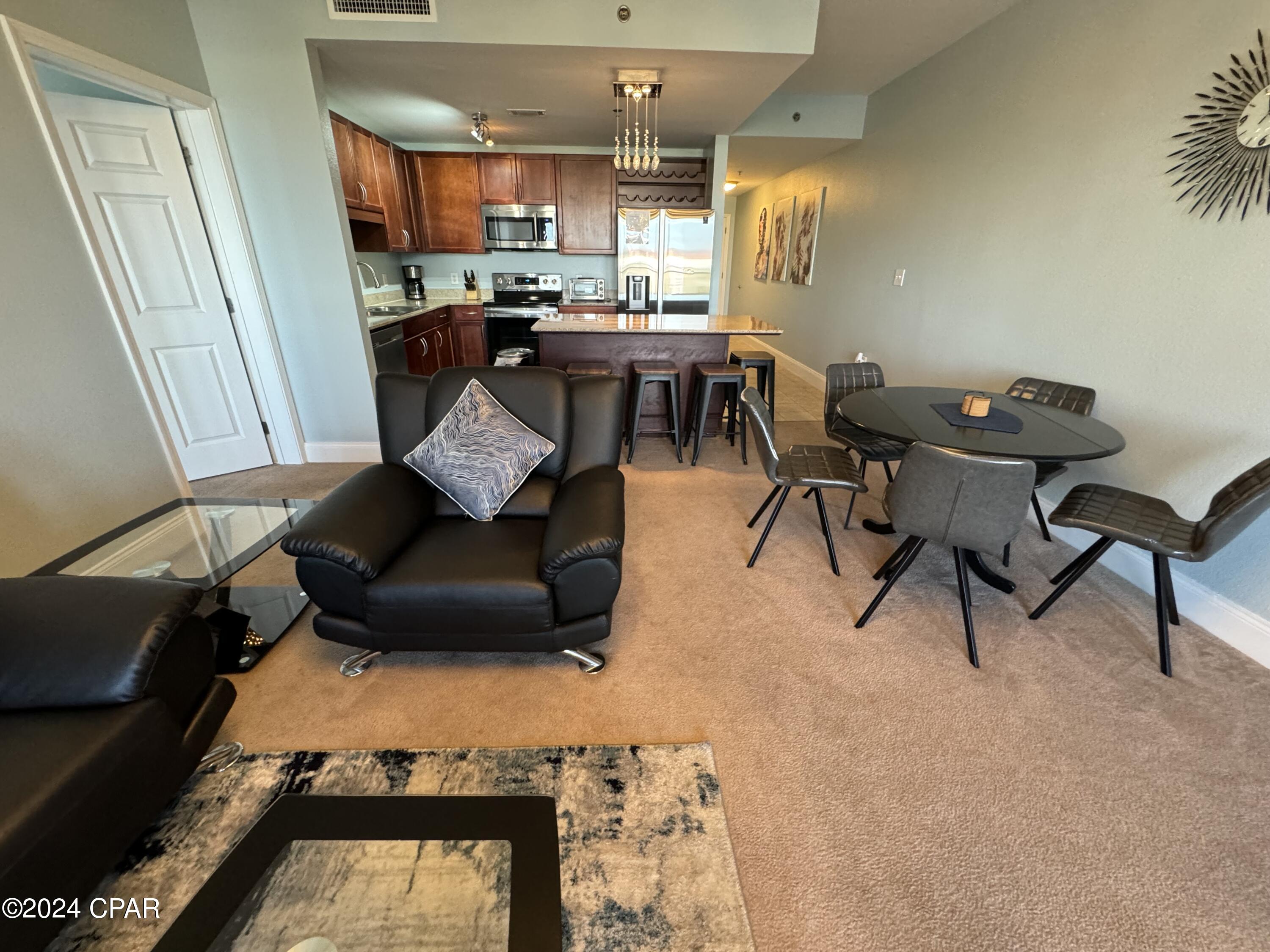 Laketown Wharf - Residential