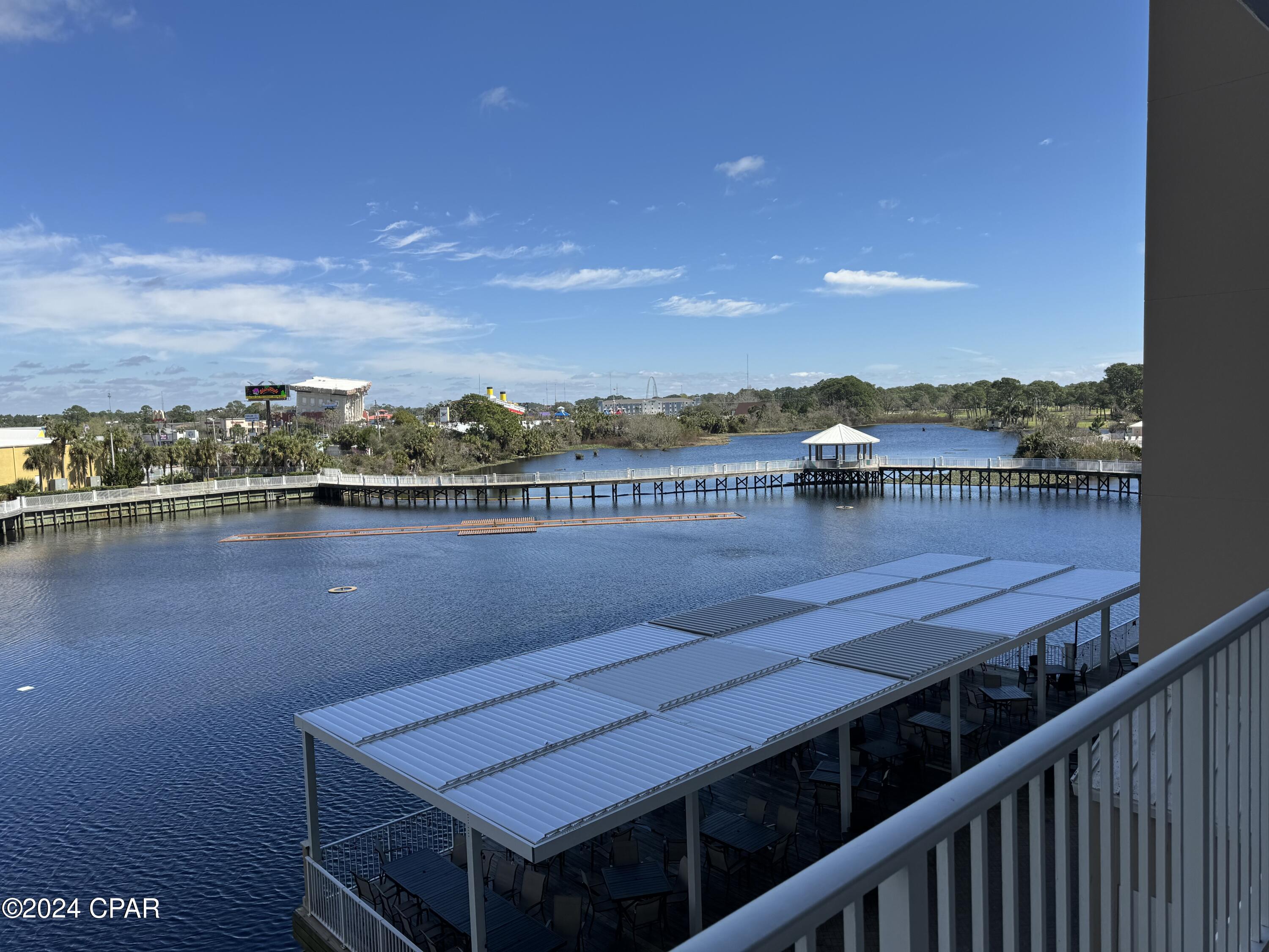 Laketown Wharf - Residential