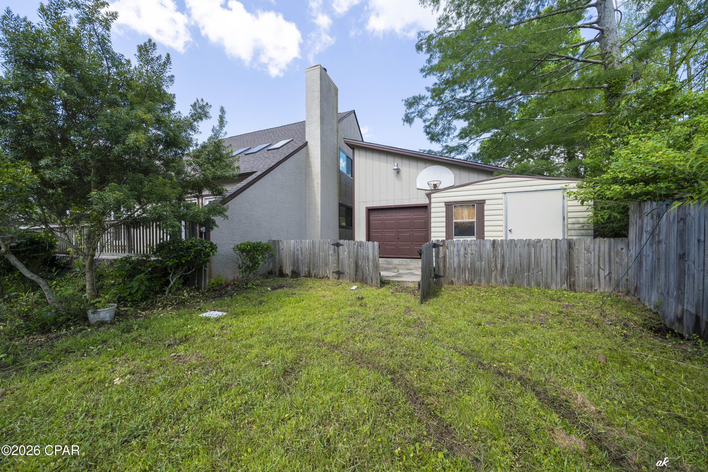 Brook Forest U-1 - Residential