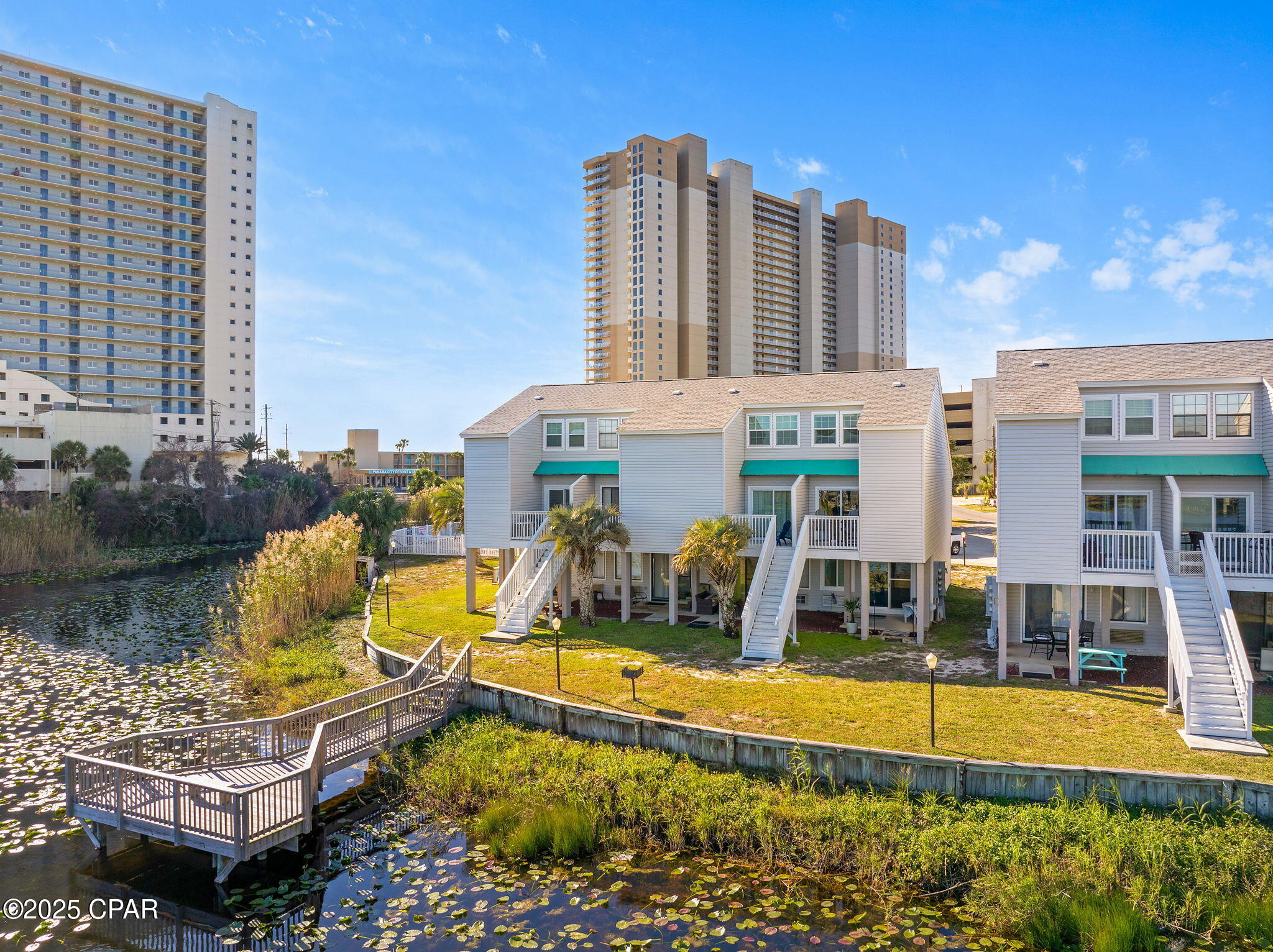 Lullwater Beach - Residential