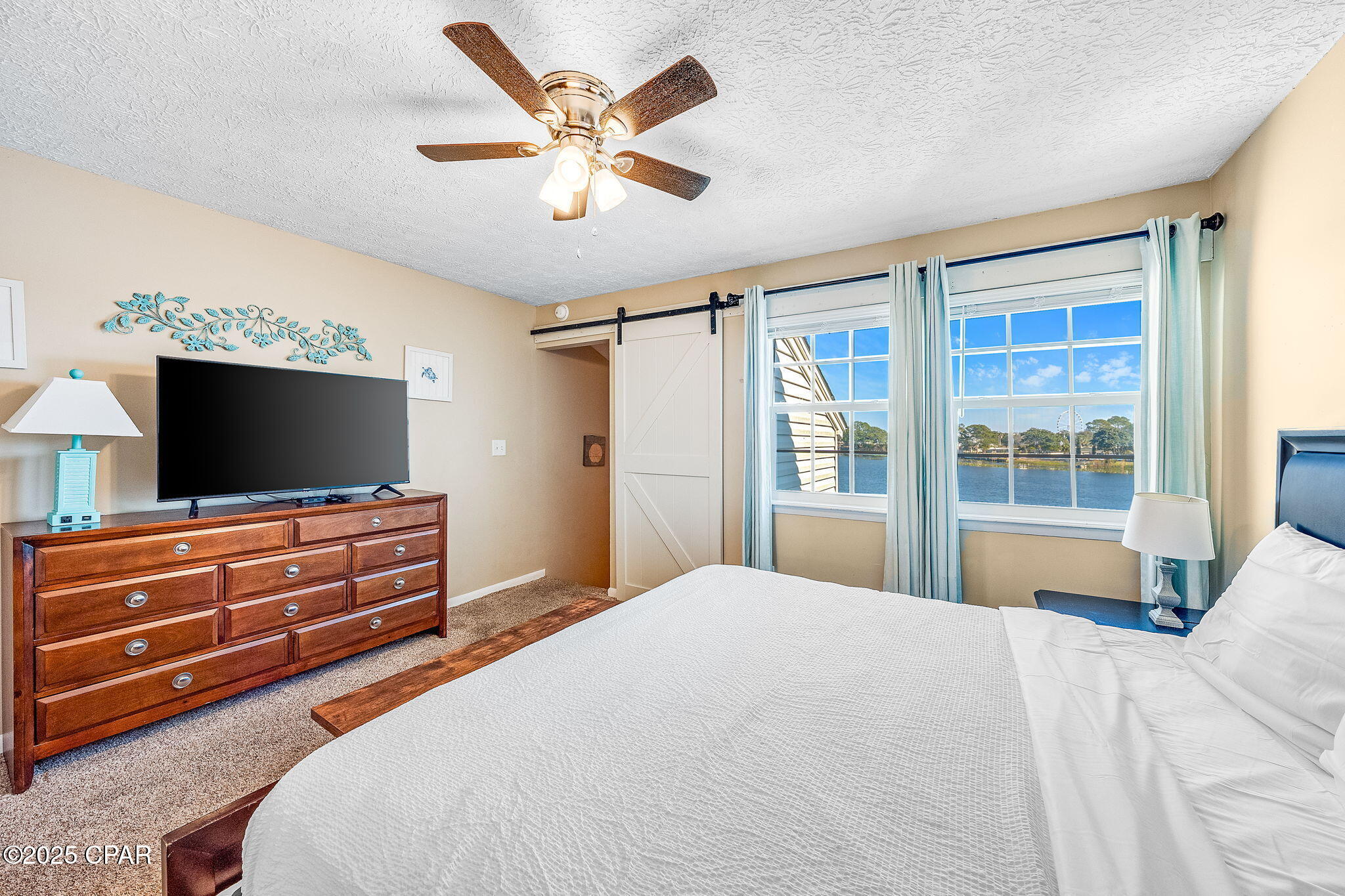 Lullwater Beach - Residential