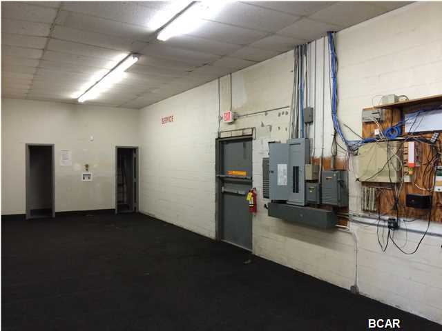 No Named Subdivision - Commercial Lease