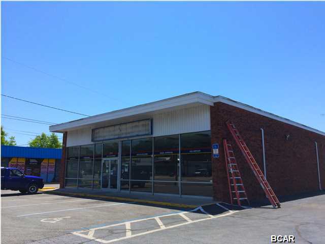 This is a tremendous opportunity to lease a commercial / retail building in the heart of Bay county on one of the busiest corridors in the county. It is located in close proximity to Hwy 231 and next to ''car dealer row'' The building is in very good condition and will not disappoint. The owners are diligent about maintaining the property and the future tenant will find all systems in good and working order. The lease is triple net. Tenant is responsible for Maintenance, property taxes and insurance.