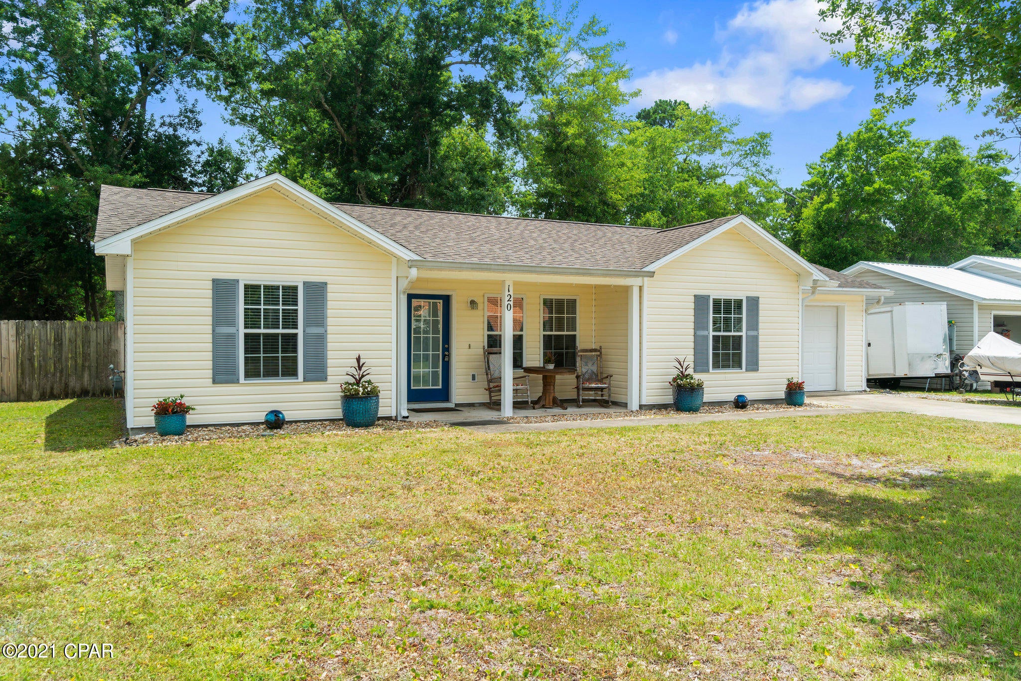 A 3/2 under $220k in Port St. Joe is HARD to find. This move in ready home has a brand new roof, large yard, and resides in a quiet and family friendly neighborhood. The home has a single car attached garage.  All of the rooms are a good size and the living space is efficient with hardly no wasted space in this home!