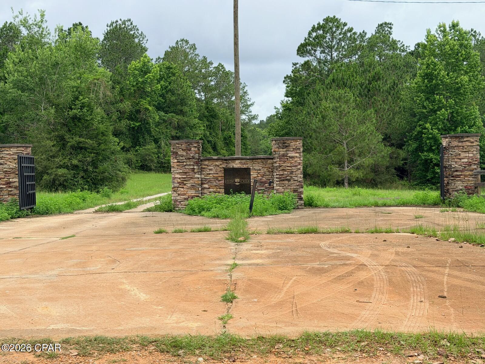 Reedy Creek - Land