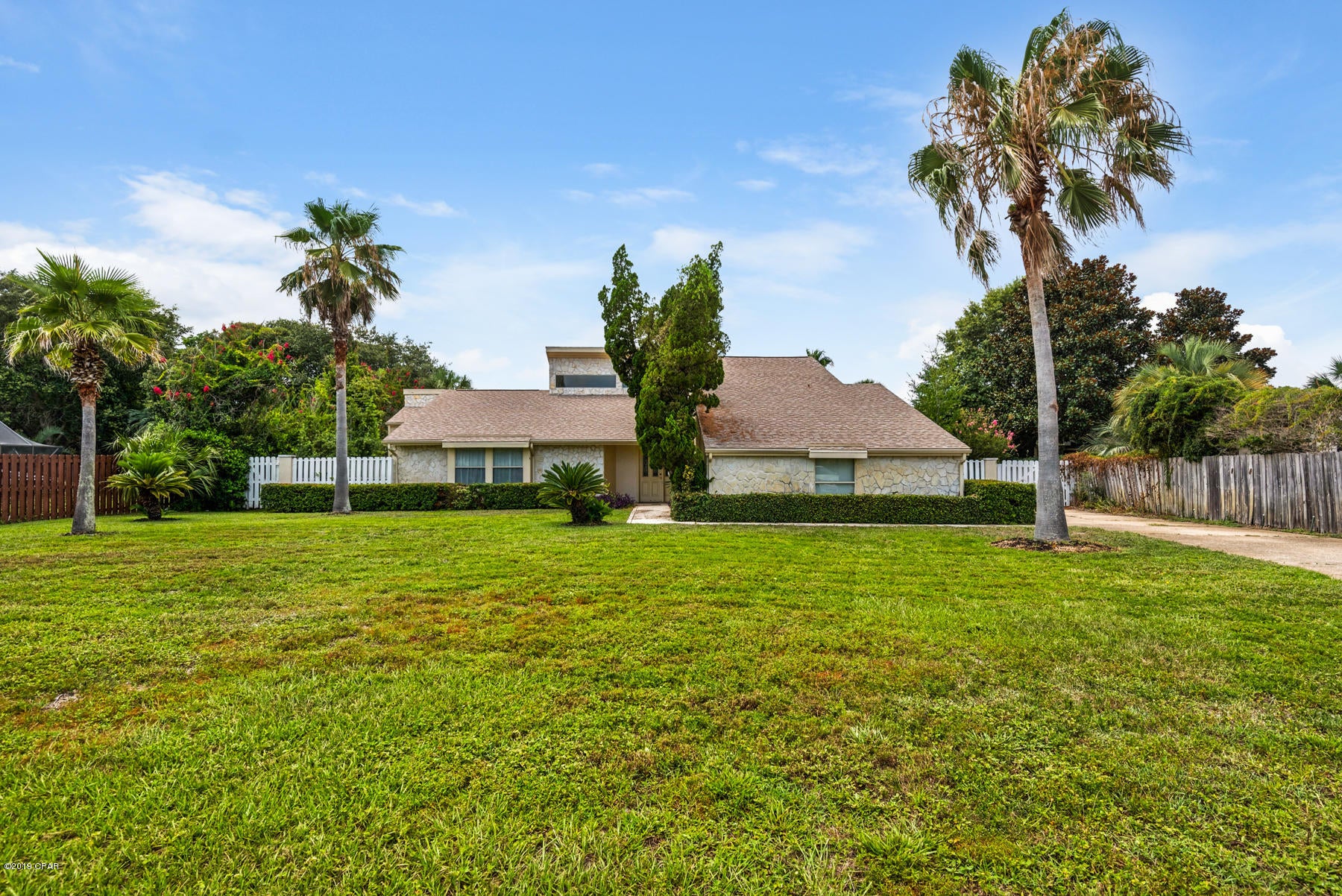 Country Club lifestyle at it's best! In the Heart of Destin, 5 minute drive to the beaches, Harborwalk Village, and Crab Island!! 18 hole golf course across the street! Very nice 3 bedroom/2.5 bath home in a very nice and quiet neighborhood. Private inground pool with seperate Cabana area that makes it perfect for entertaining friends and family.This home has tons of character and charm. Come take a look for yourself !