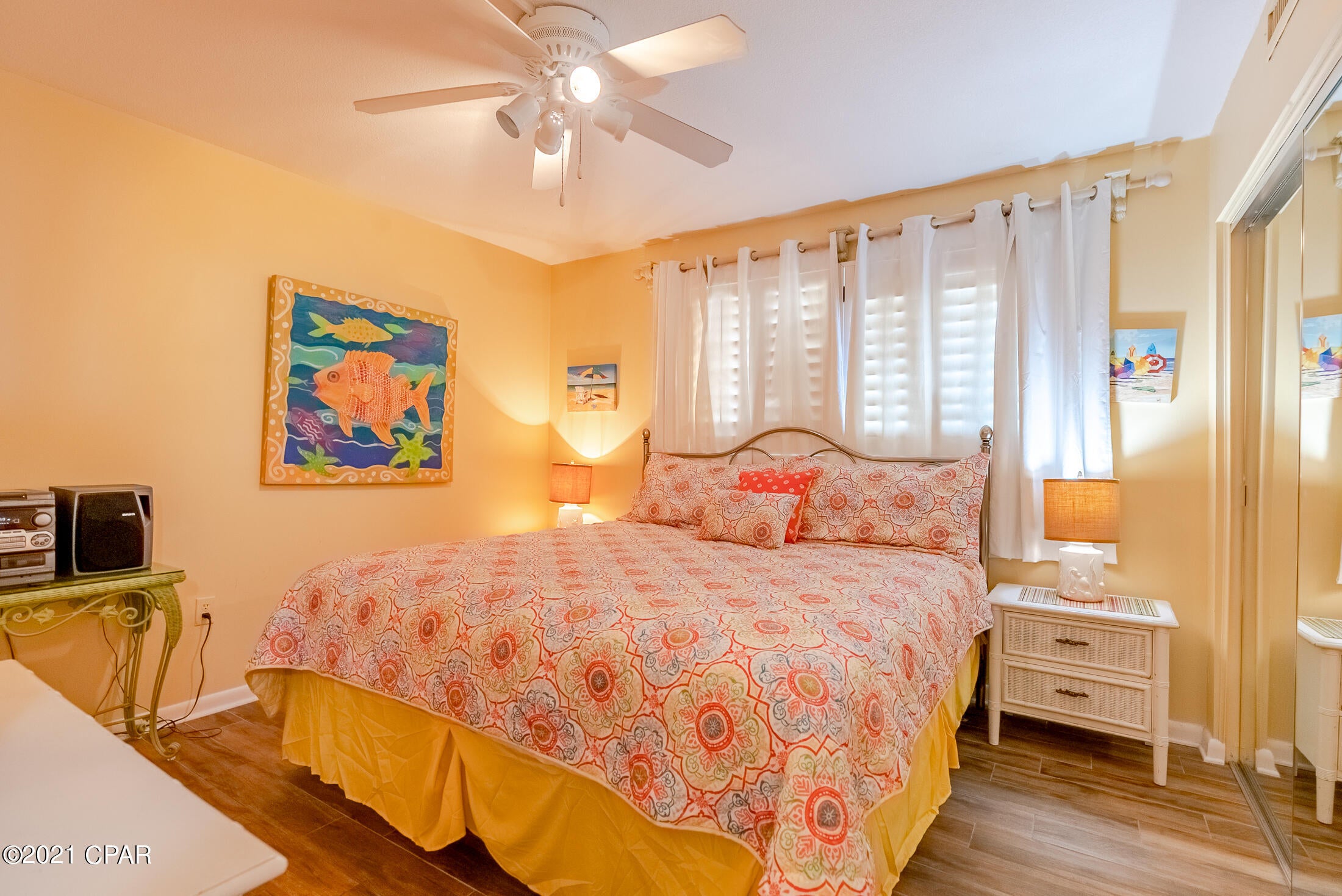 Summerhouse Condo. - Residential