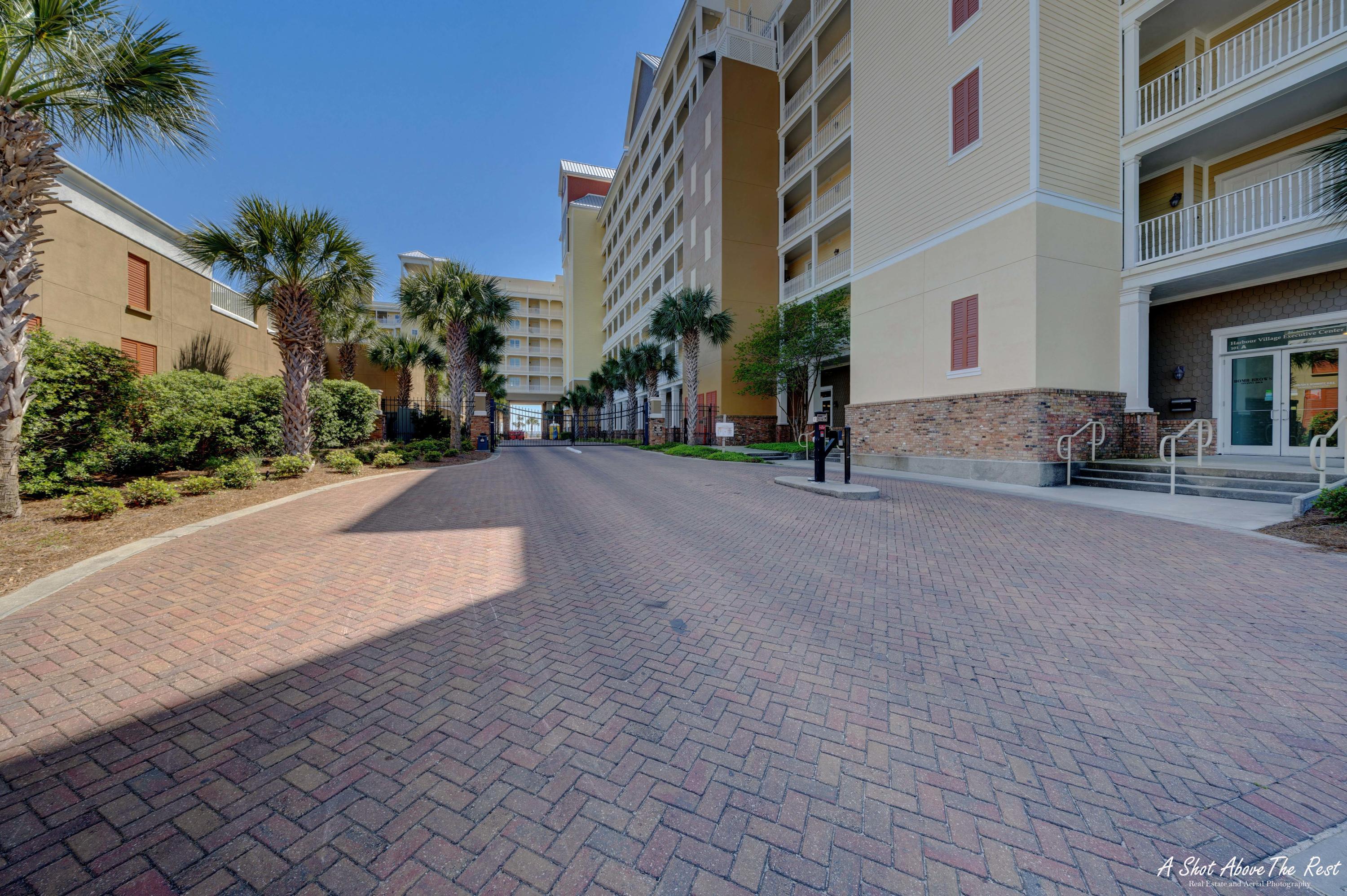 Harbour Village At Historic St Andrews - Residential