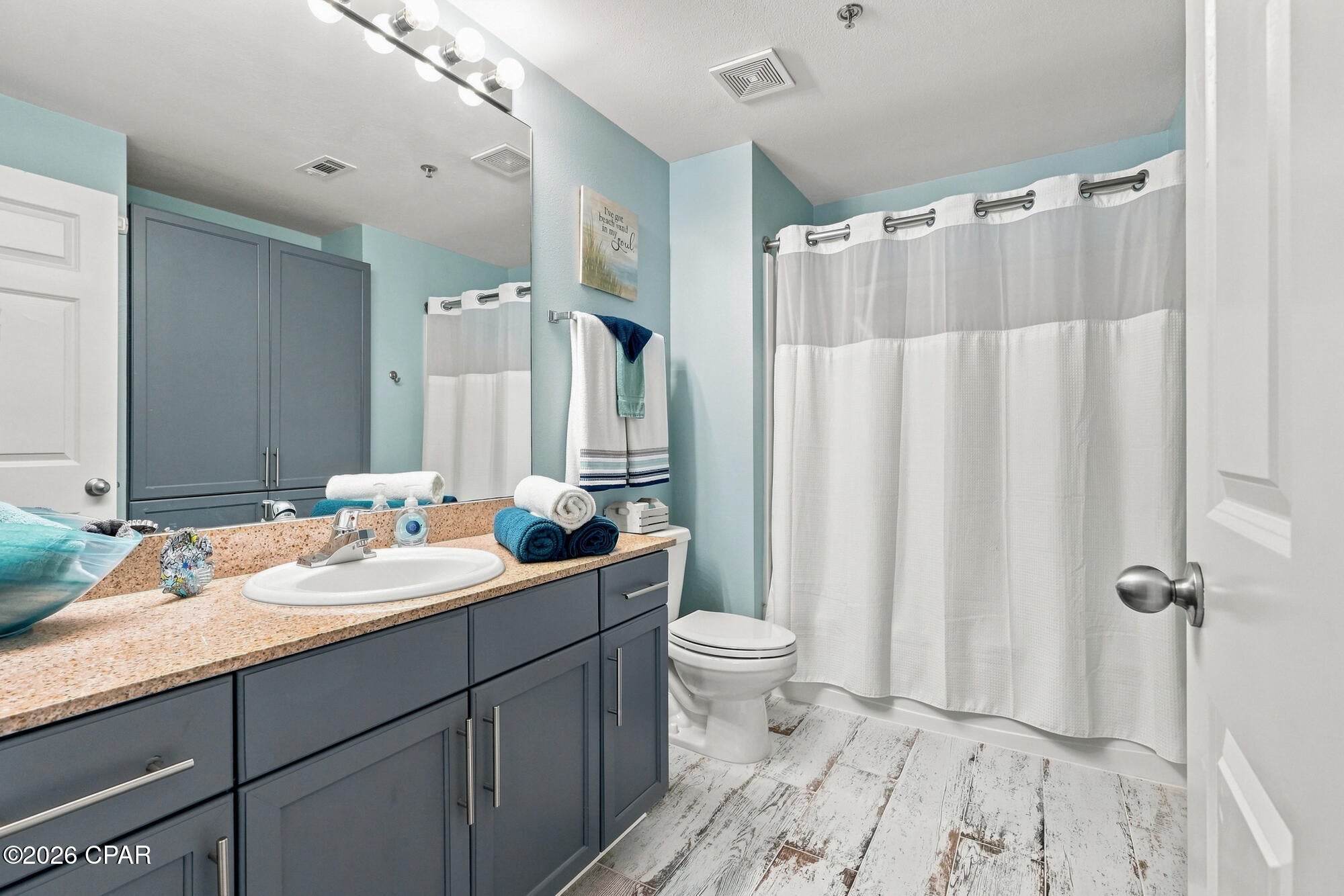Laketown Wharf - Residential