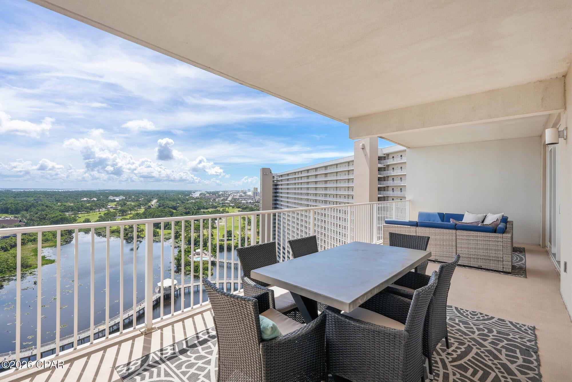 Laketown Wharf - Residential
