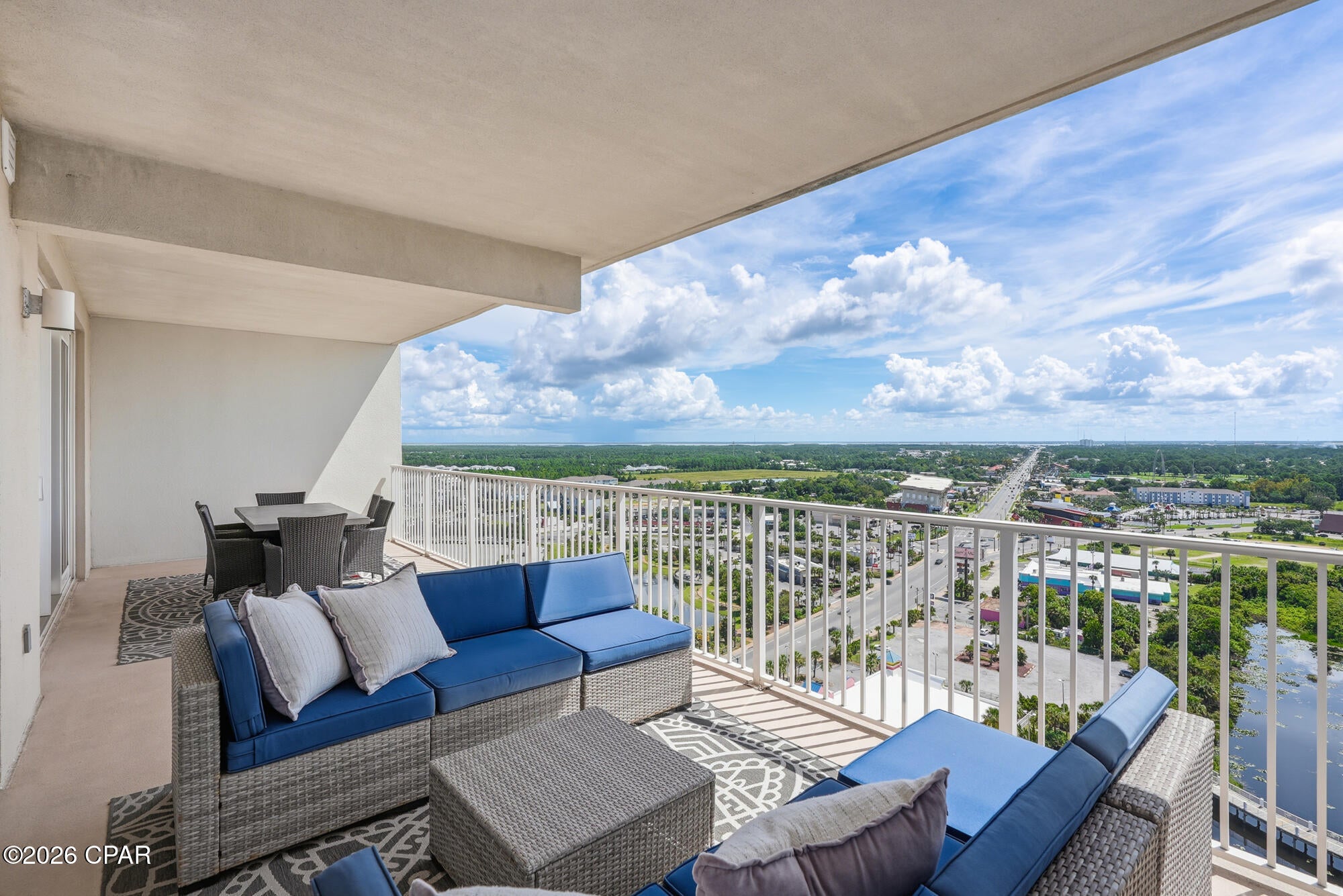 Laketown Wharf - Residential