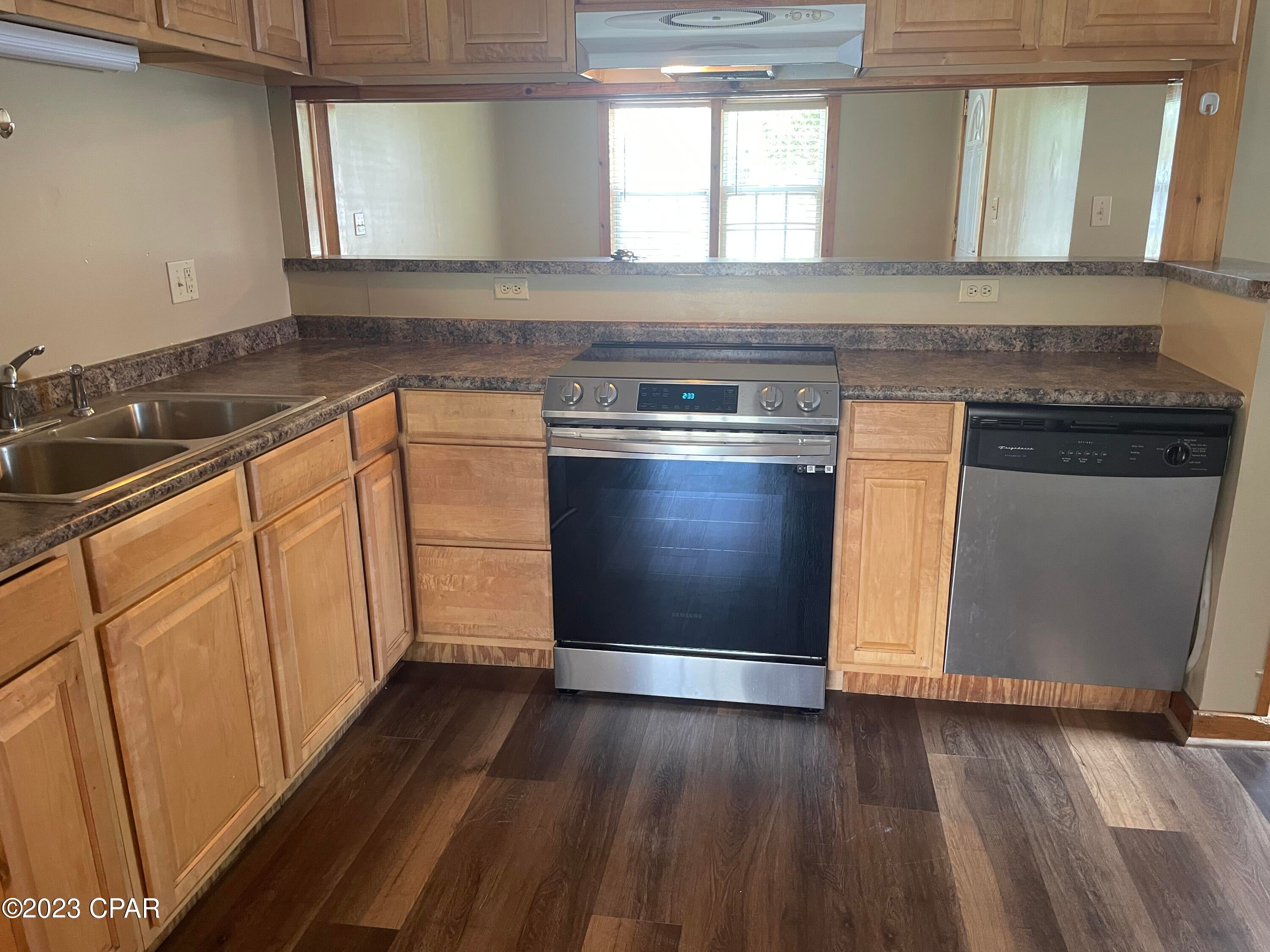 [No Recorded Subdiv] - Residential Lease