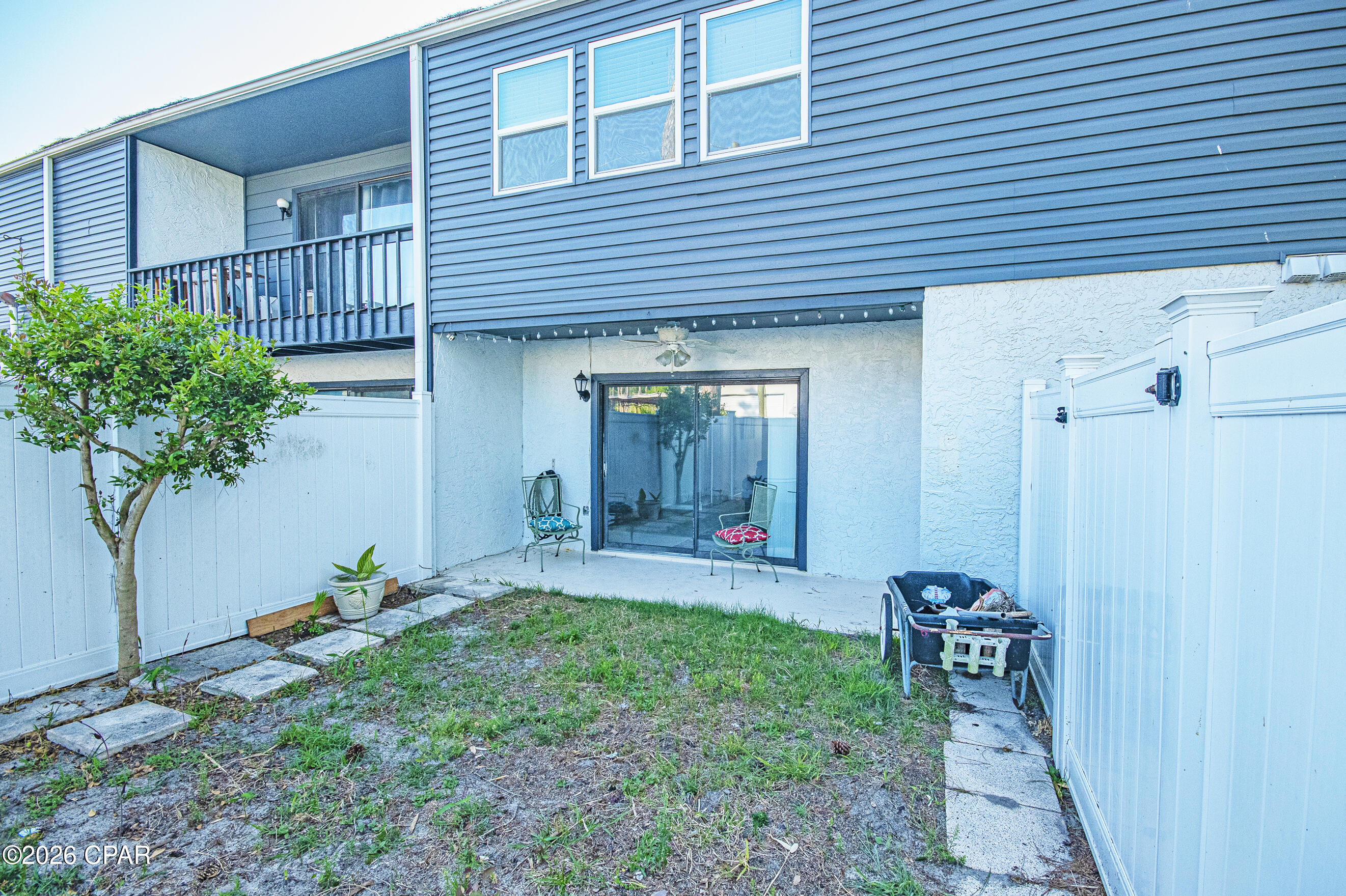Shade Tree Condo Ph II - Residential