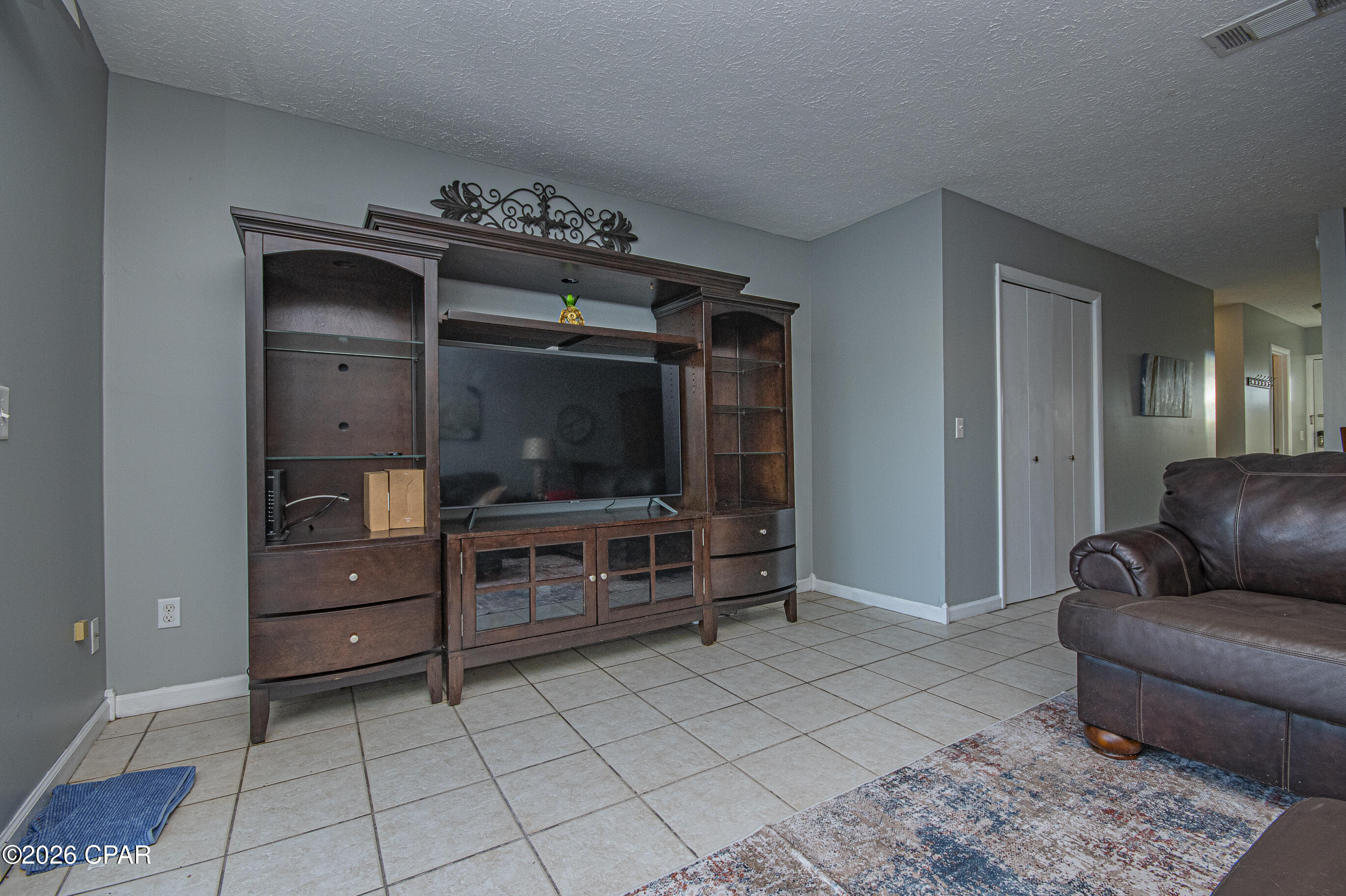 Shade Tree Condo Ph II - Residential