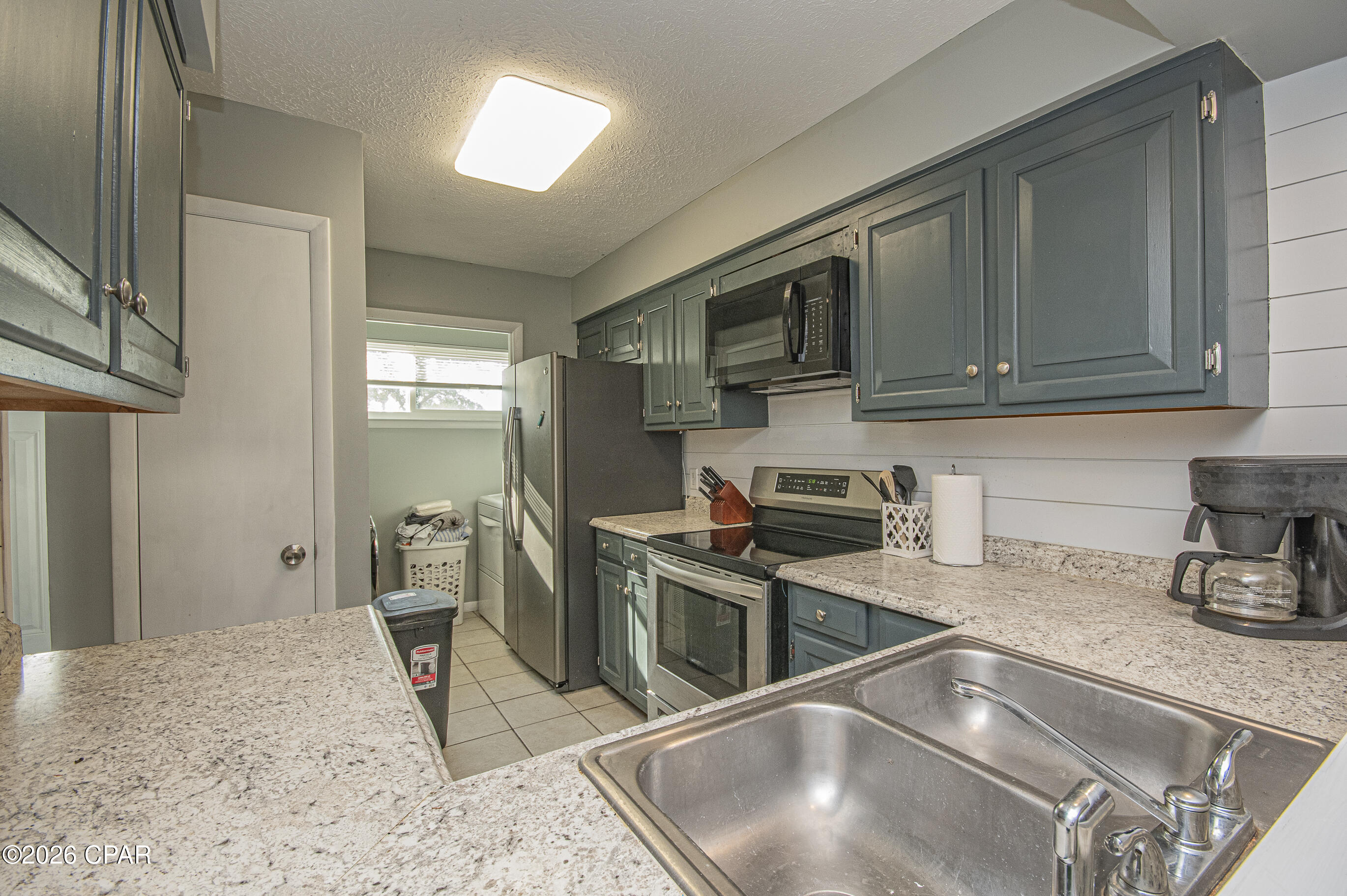 Shade Tree Condo Ph II - Residential