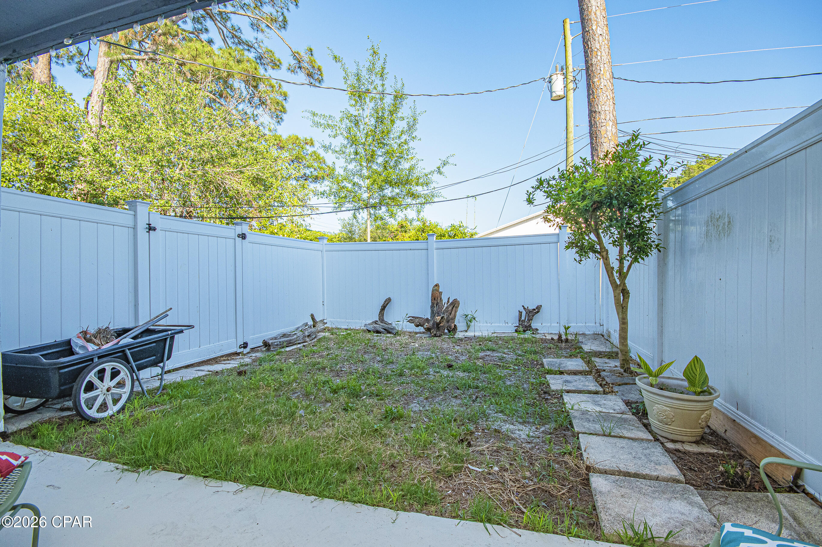 Shade Tree Condo Ph II - Residential
