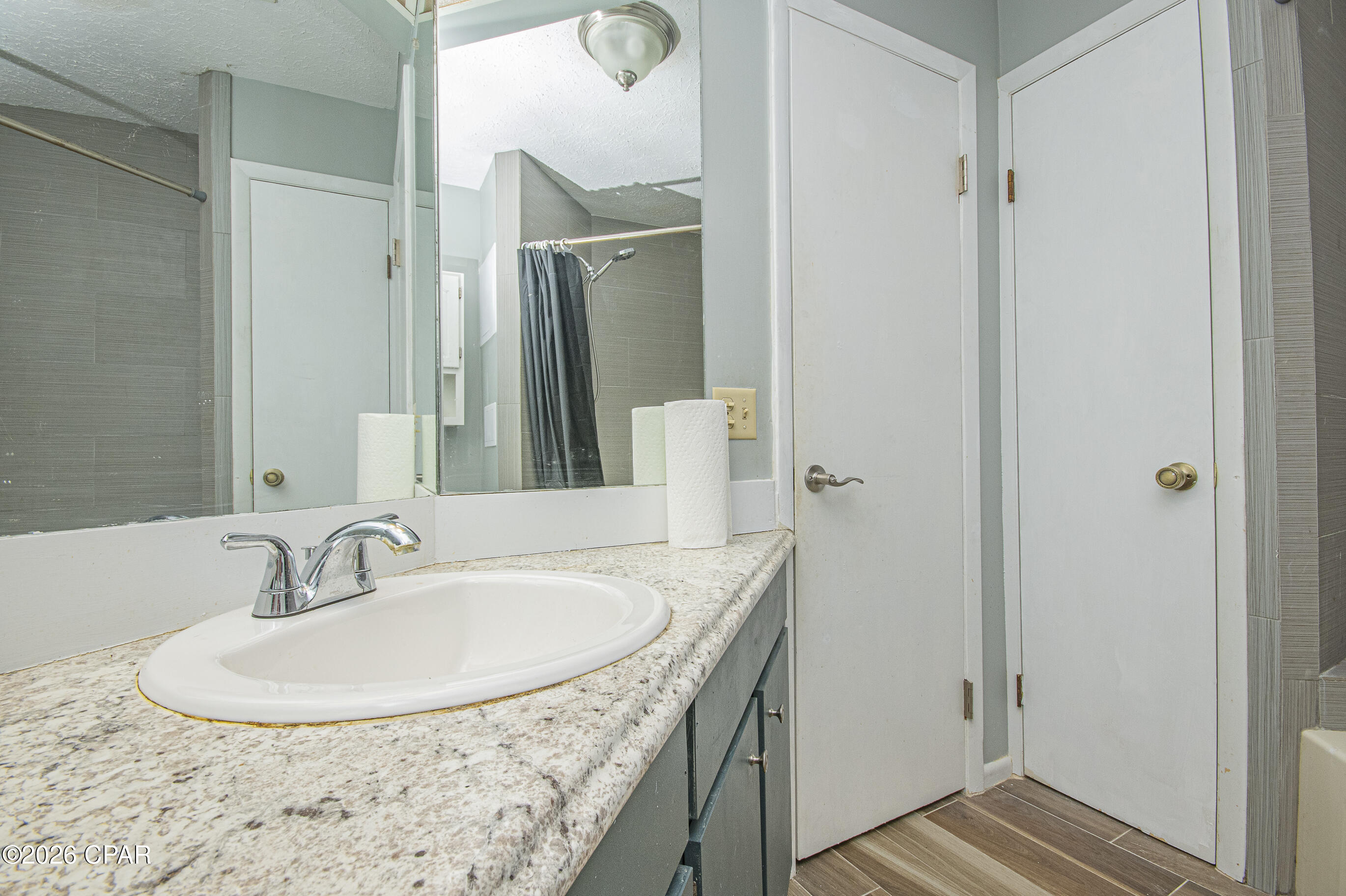 Shade Tree Condo Ph II - Residential