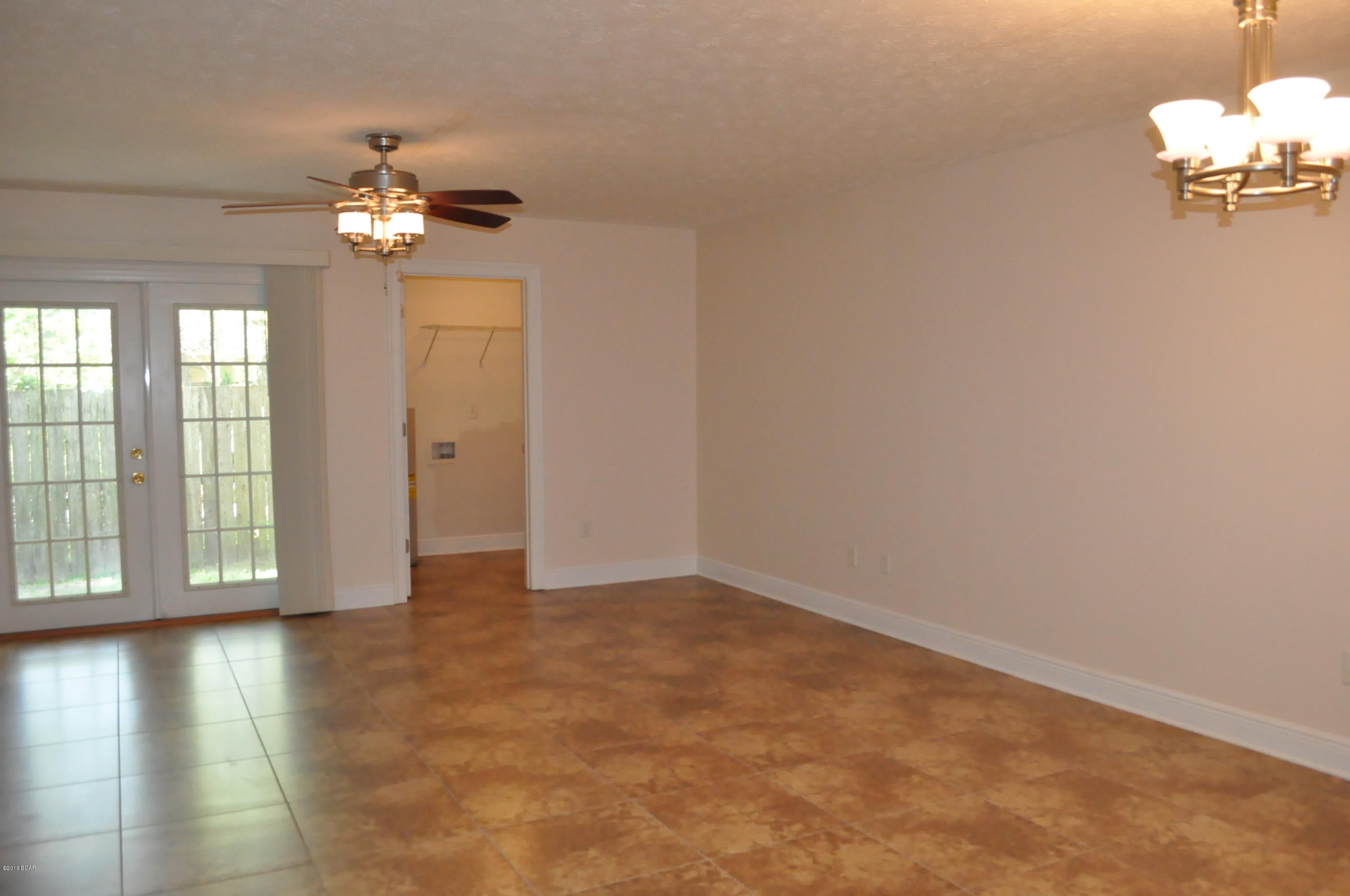 Pines 5th Add - Residential