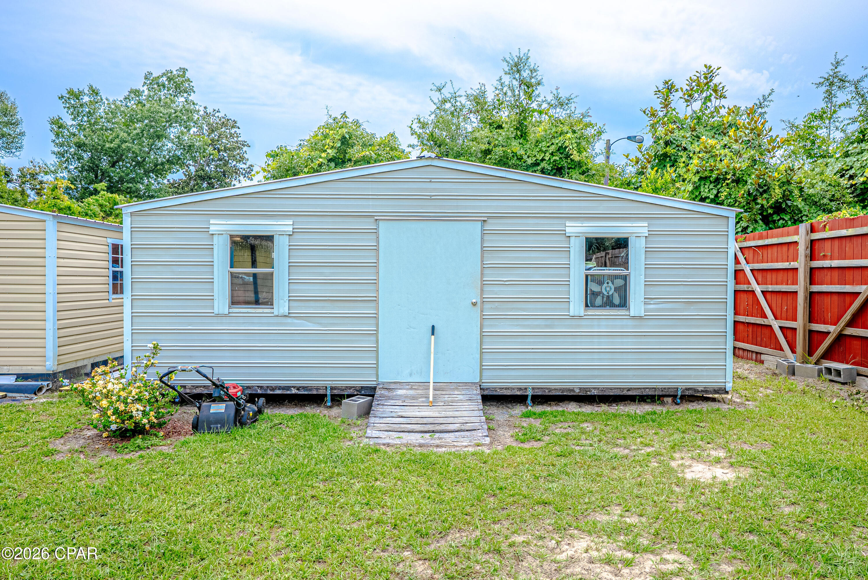 Lake Drive Heights - Residential