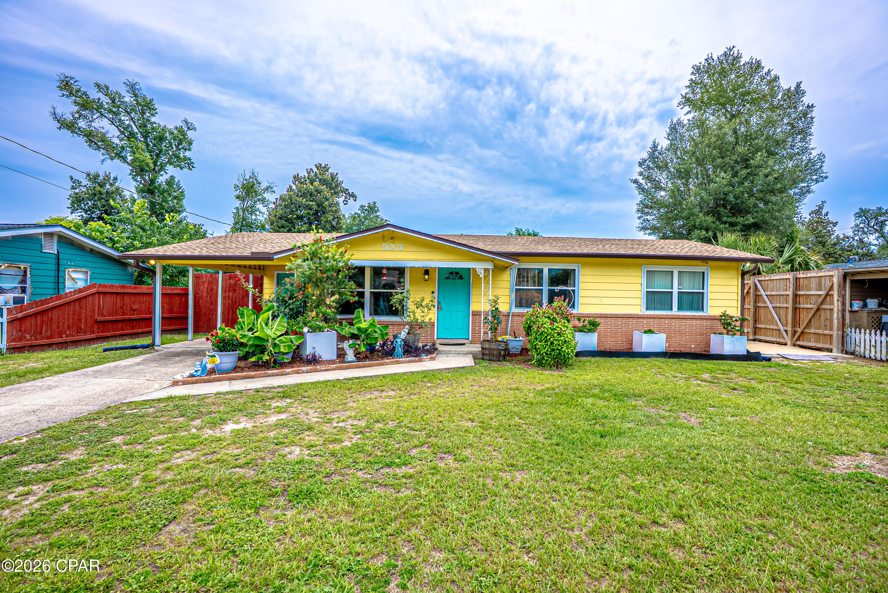 Lake Drive Heights - Residential