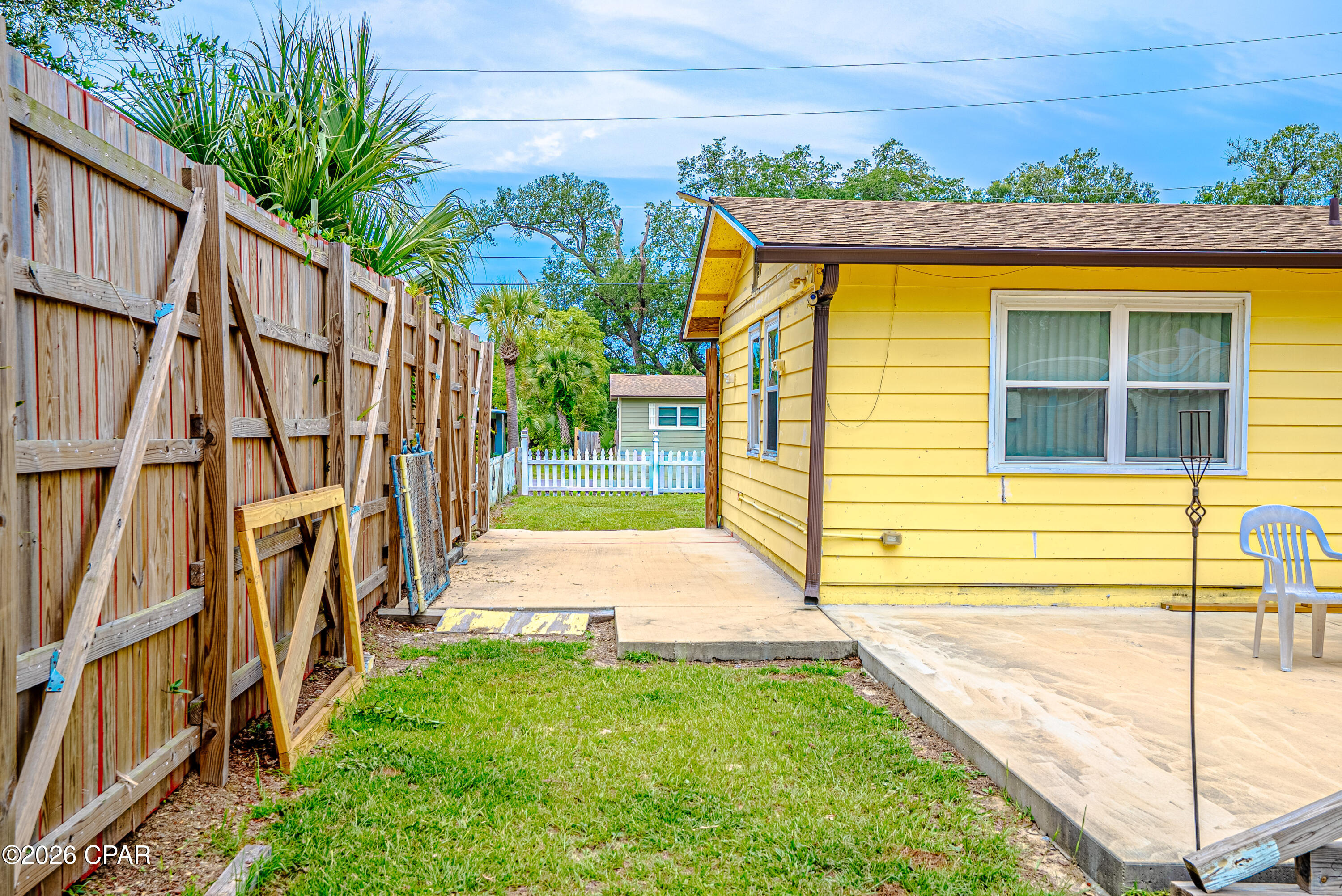 Lake Drive Heights - Residential