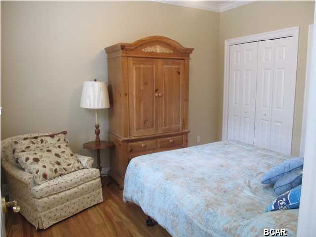 Pelican Bay - Residential