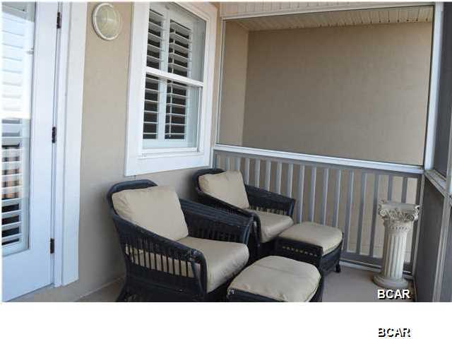 Pelican Bay - Residential