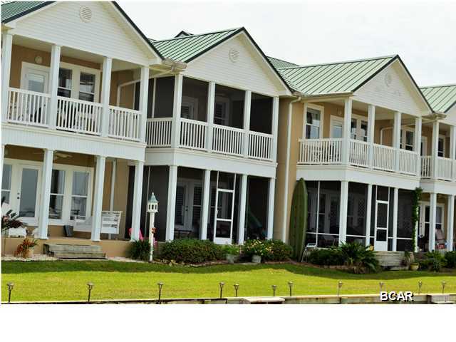 Pelican Bay - Residential