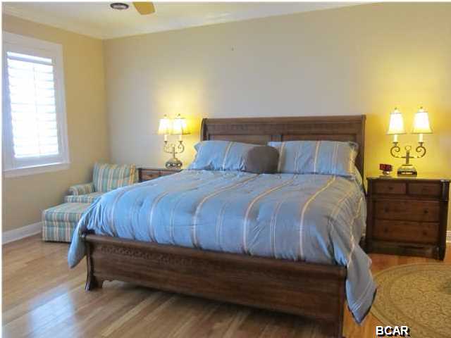 Pelican Bay - Residential