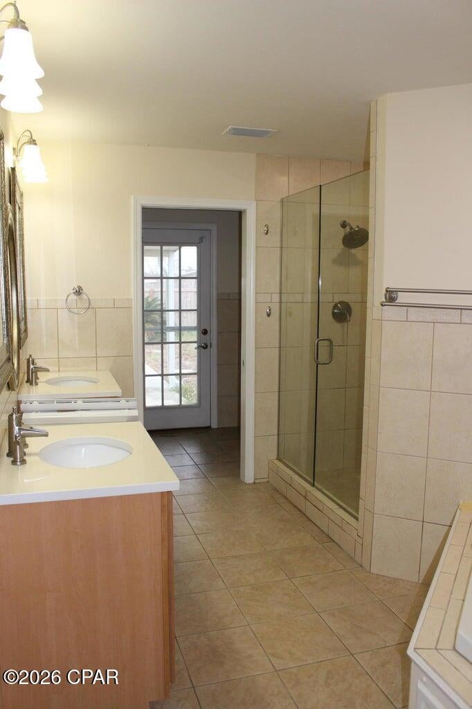 Premier Estates Ph 1 - Residential Lease