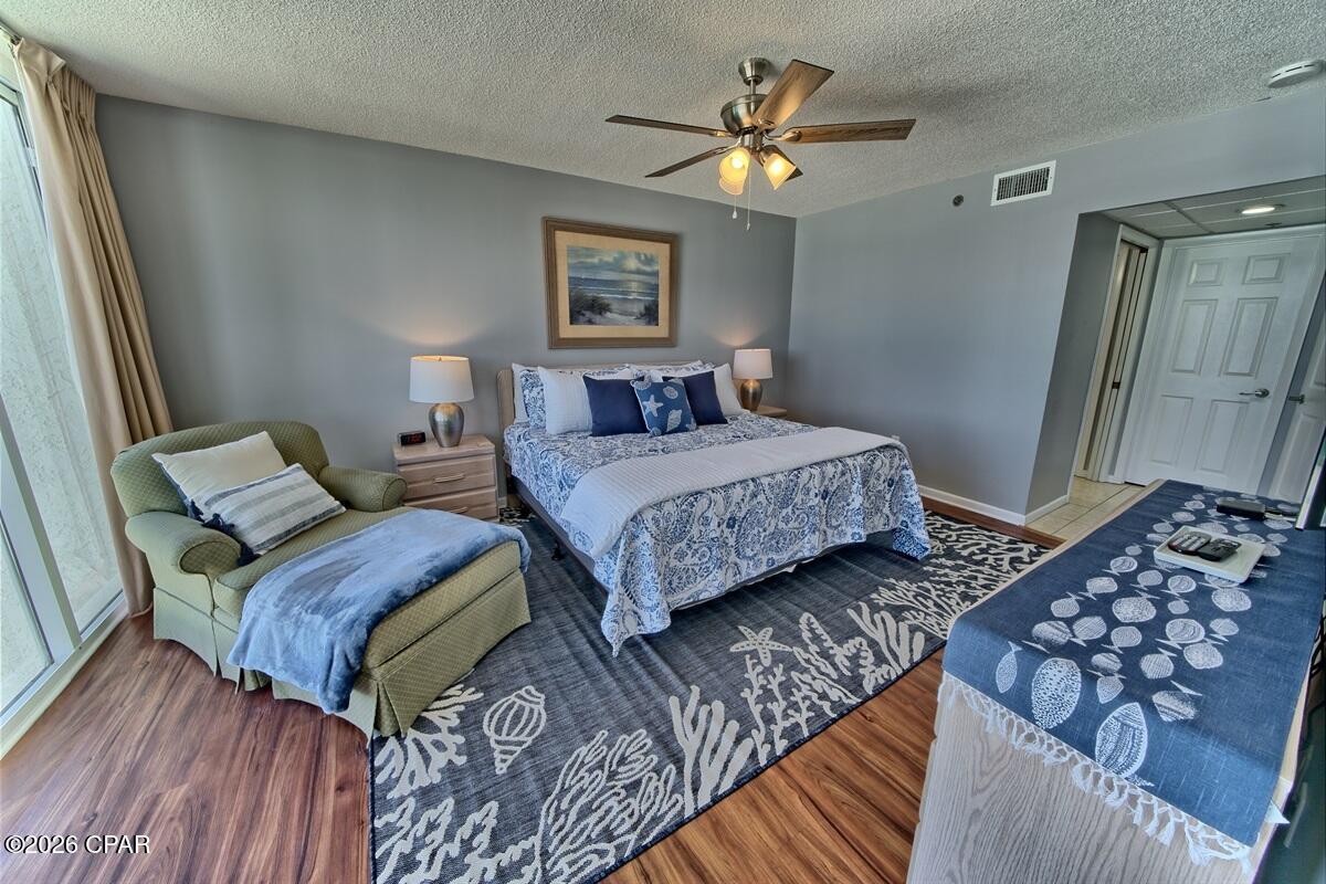 Long Beach Towers III - Residential