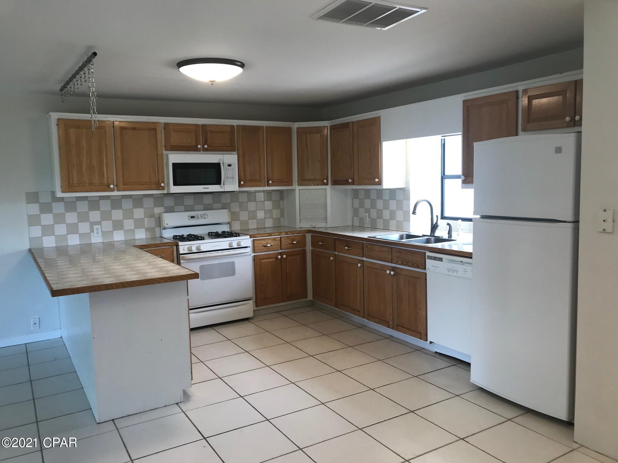Lake Drive Heights - Residential