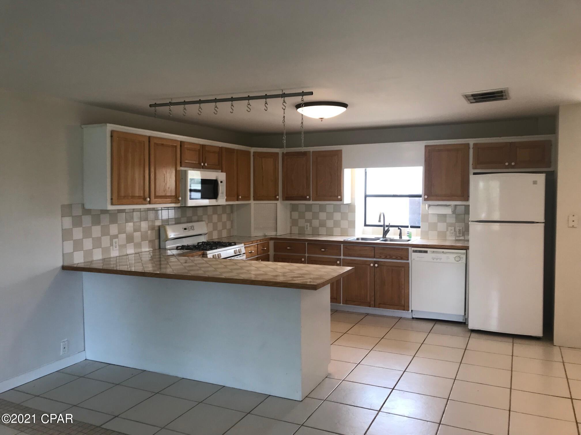 Lake Drive Heights - Residential