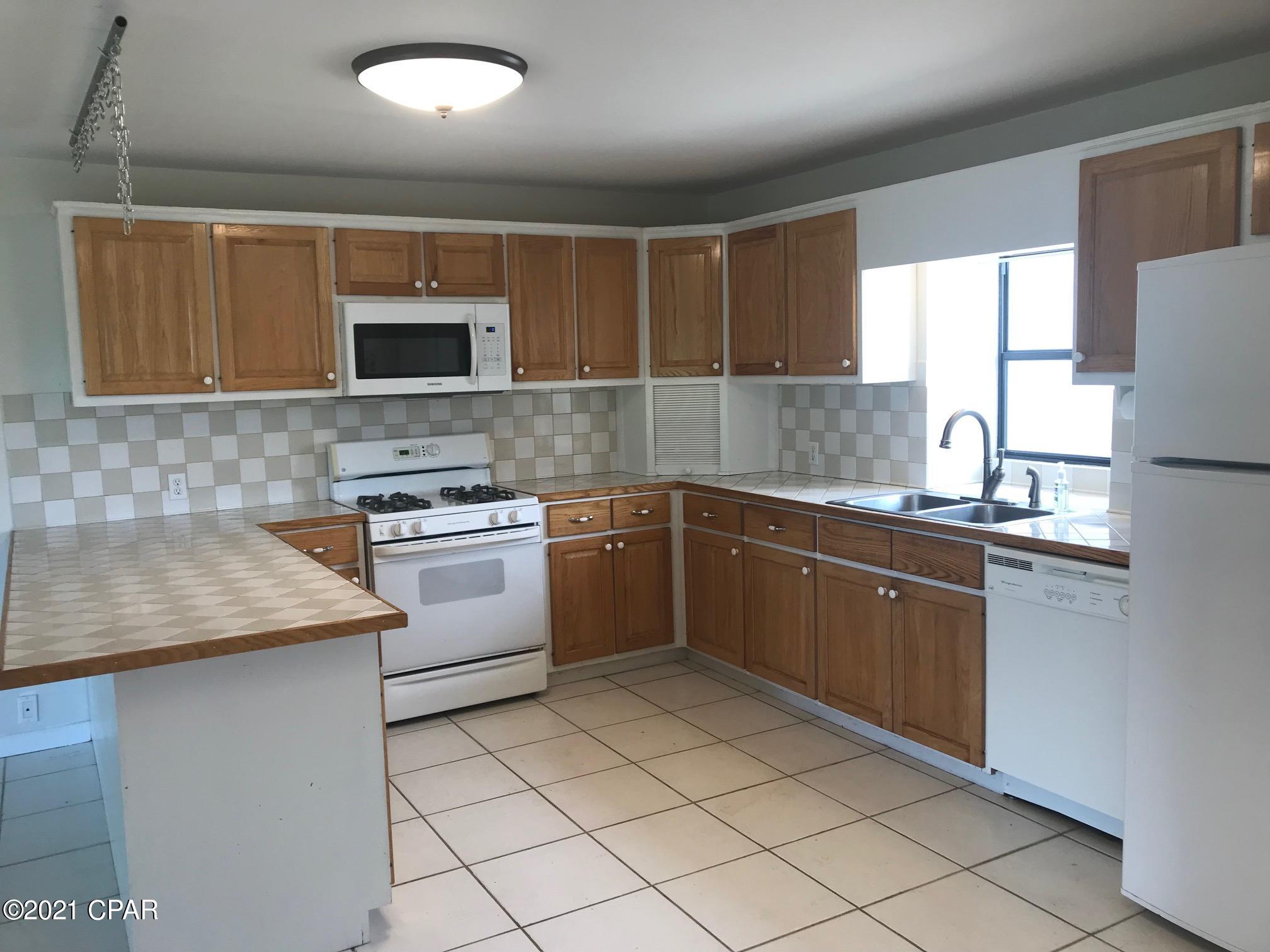 Lake Drive Heights - Residential