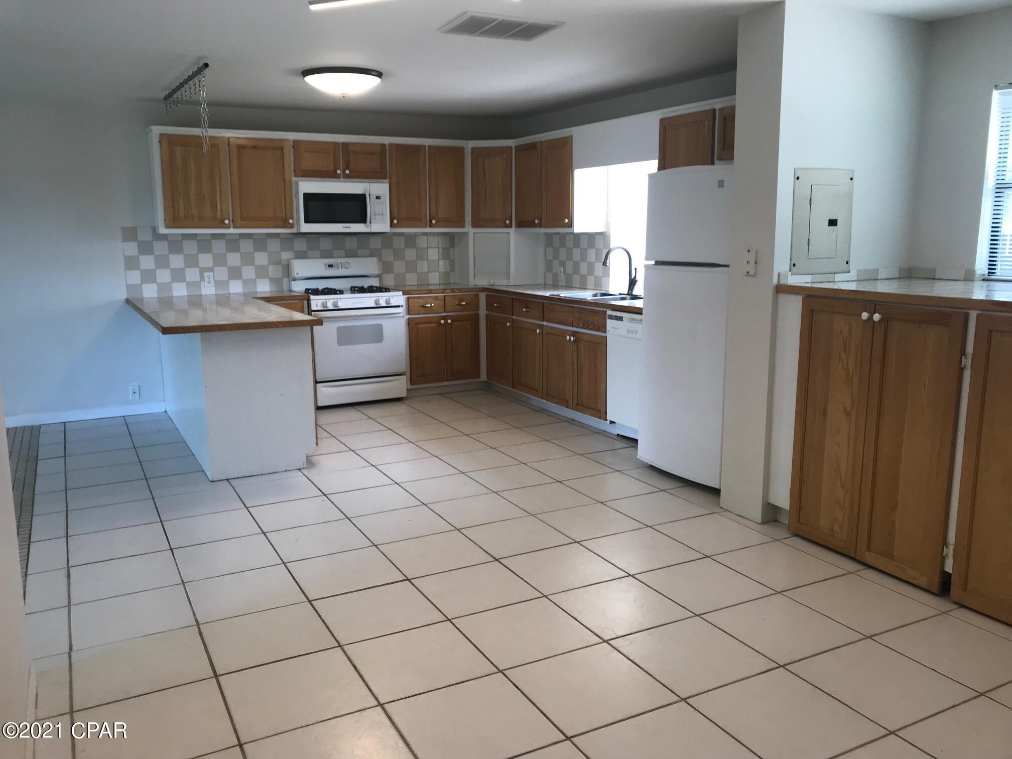 Lake Drive Heights - Residential