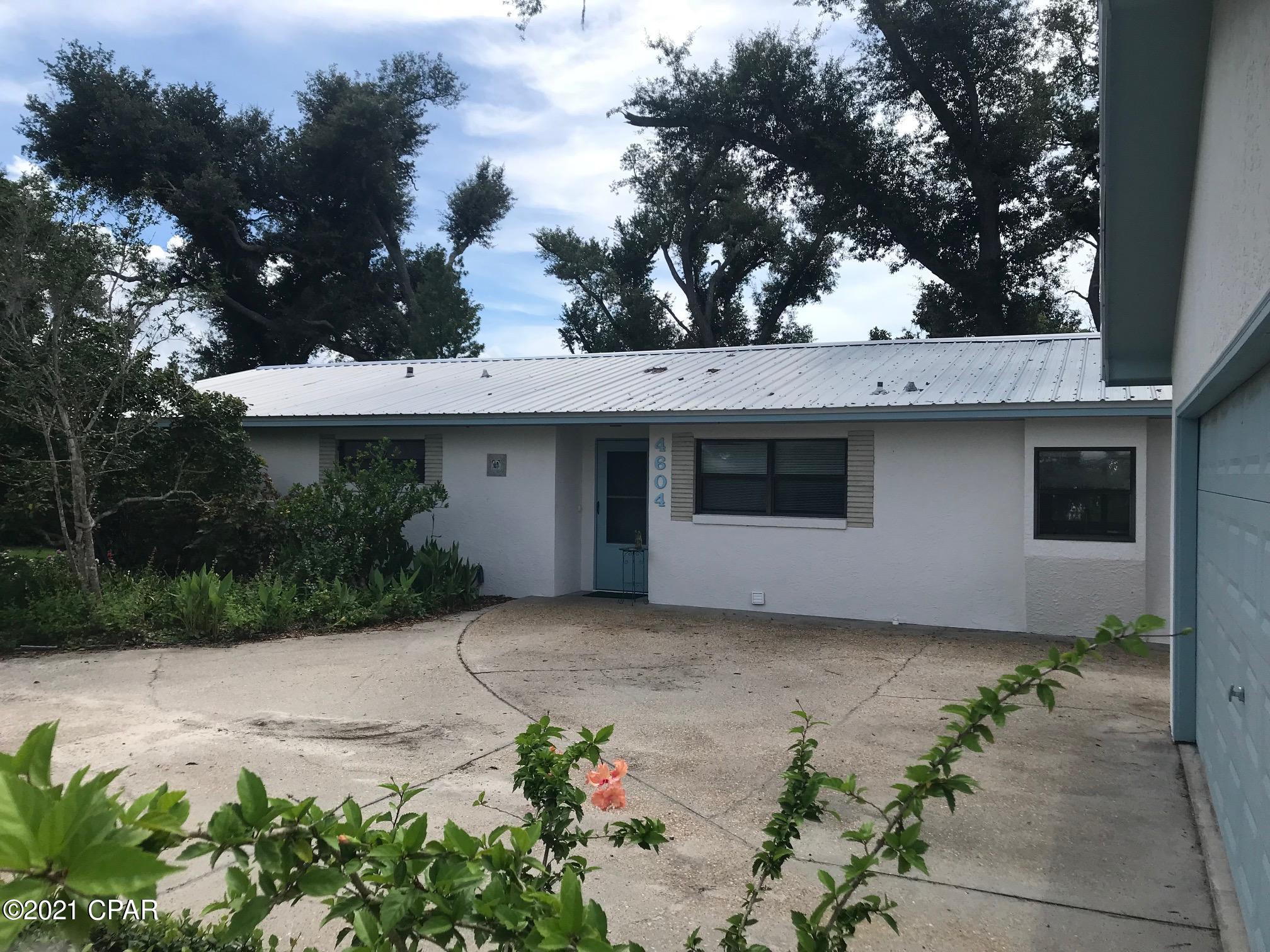 Lake Drive Heights - Residential