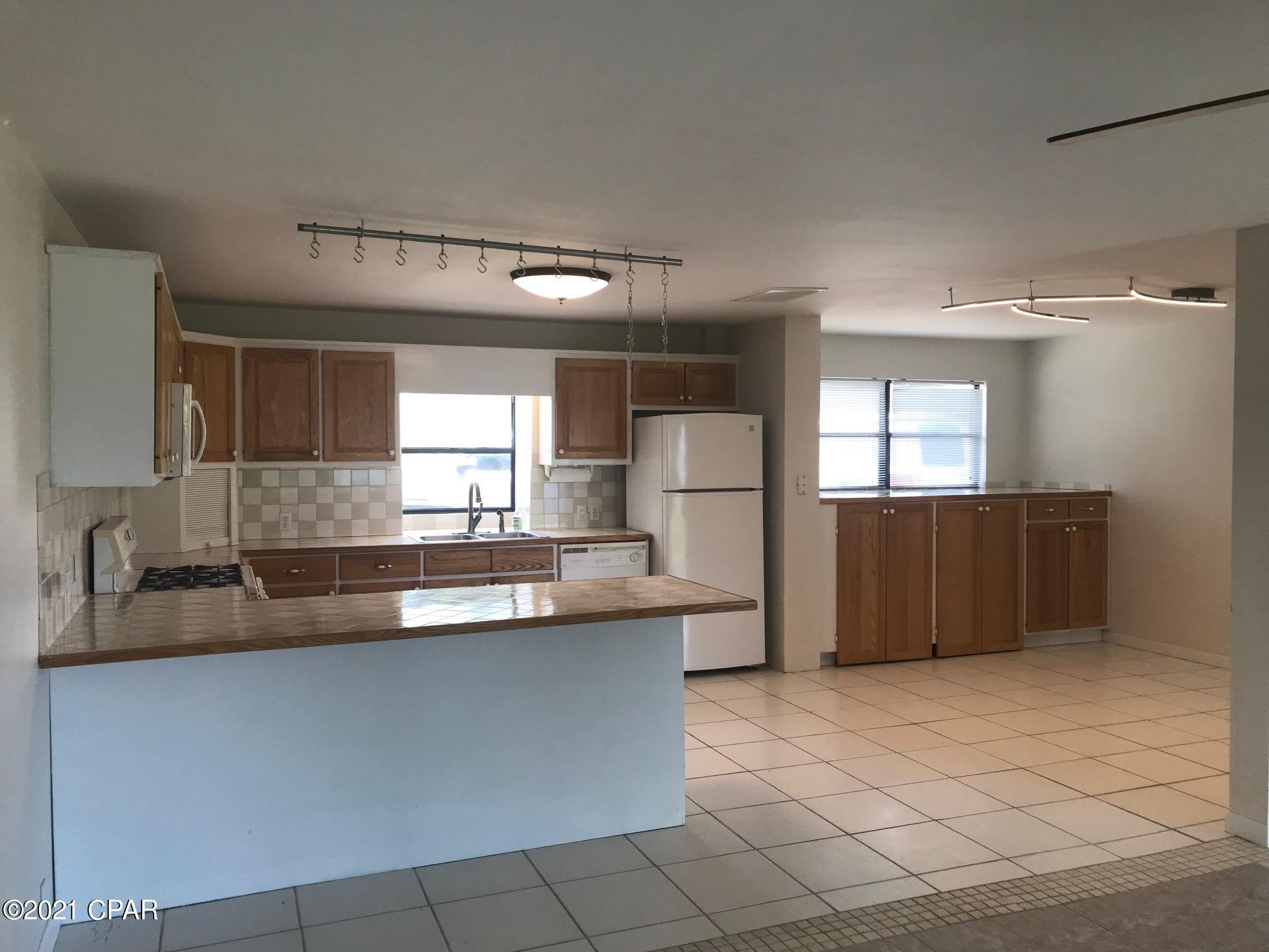 Lake Drive Heights - Residential