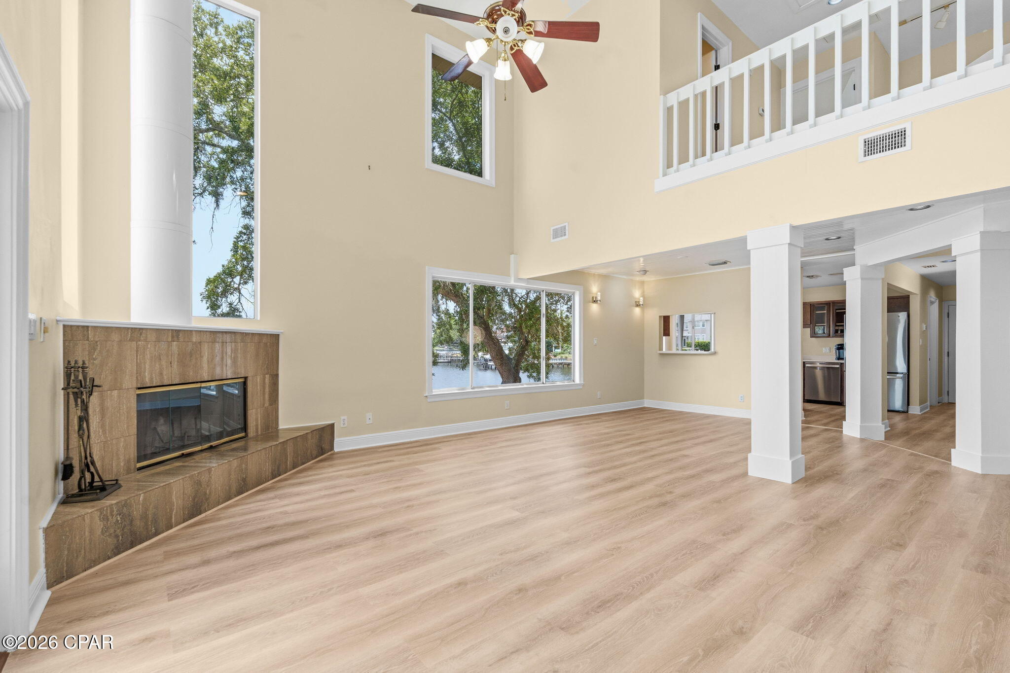 Country Club Gardens - Residential Lease