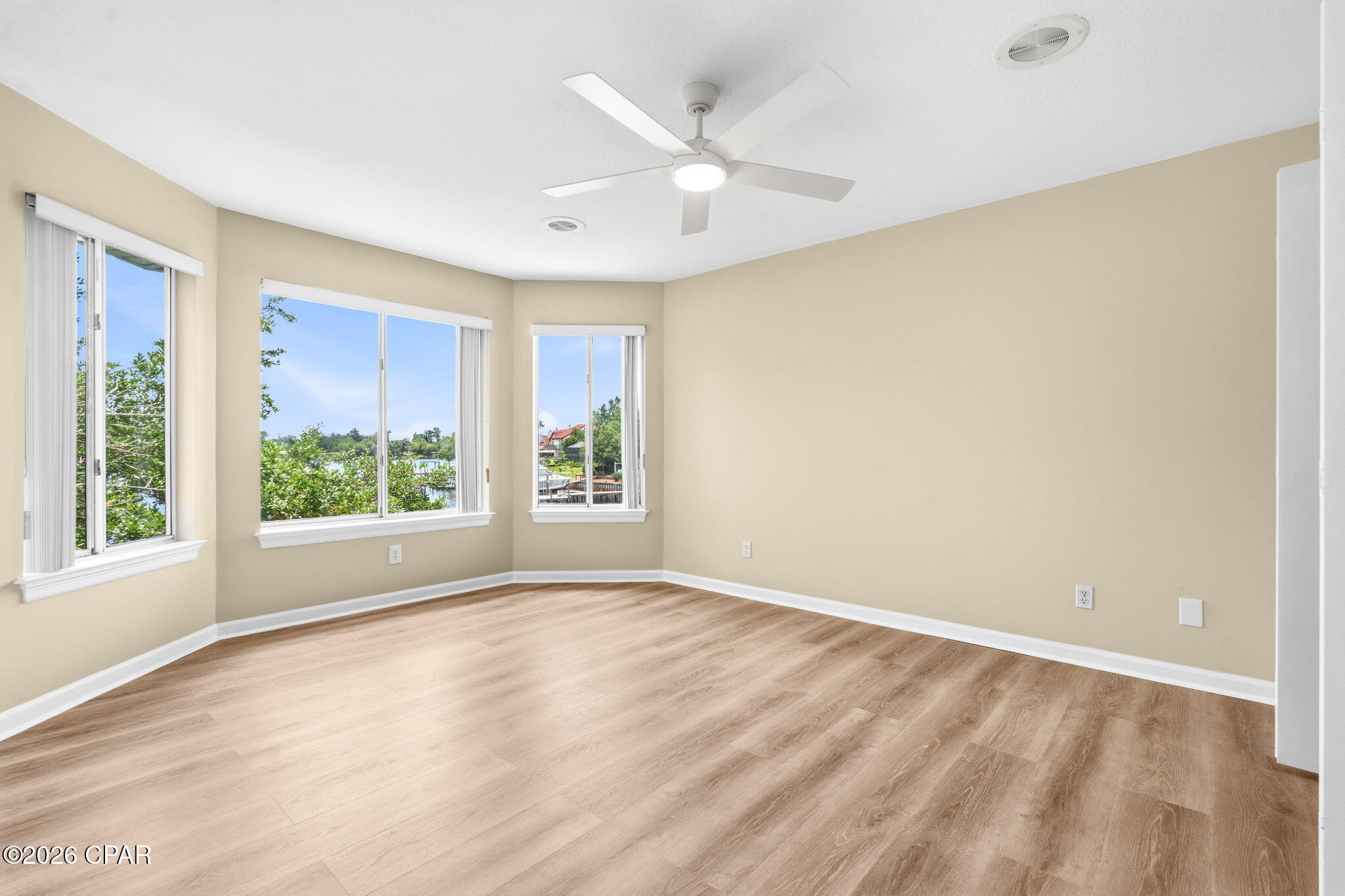 Country Club Gardens - Residential Lease