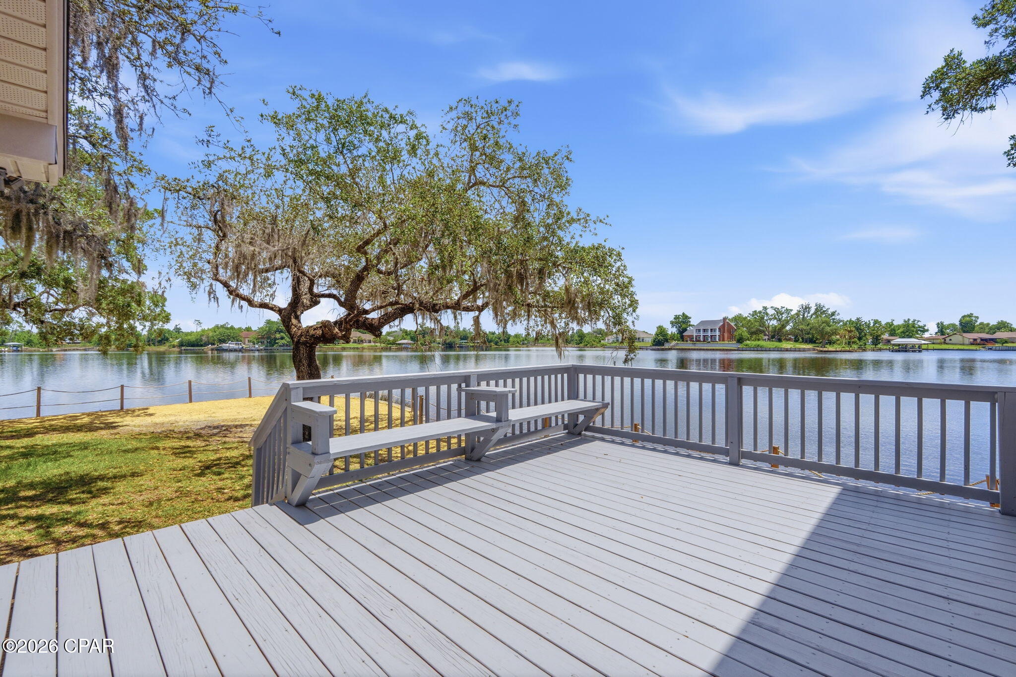 Country Club Gardens - Residential Lease