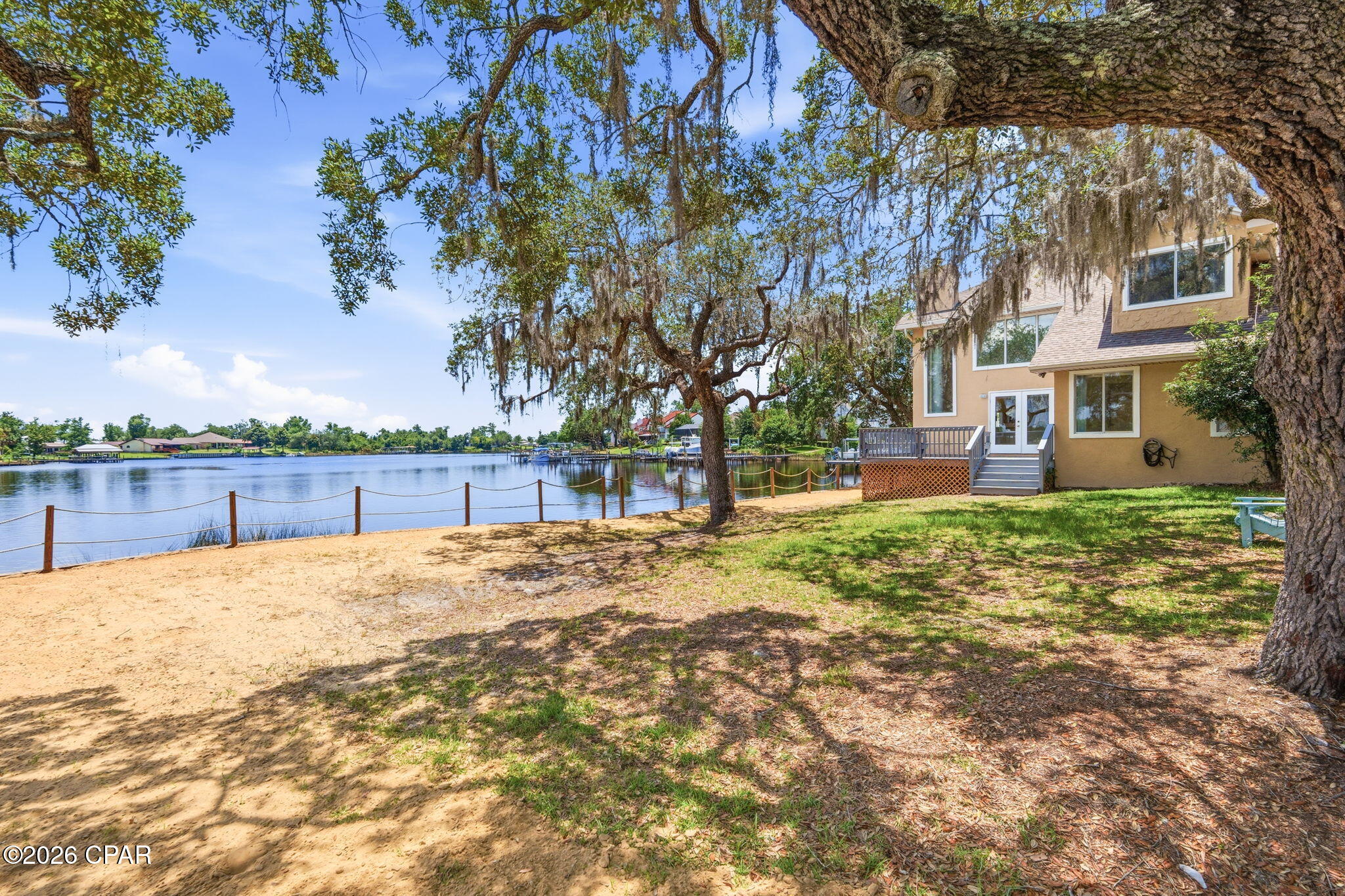 Country Club Gardens - Residential Lease