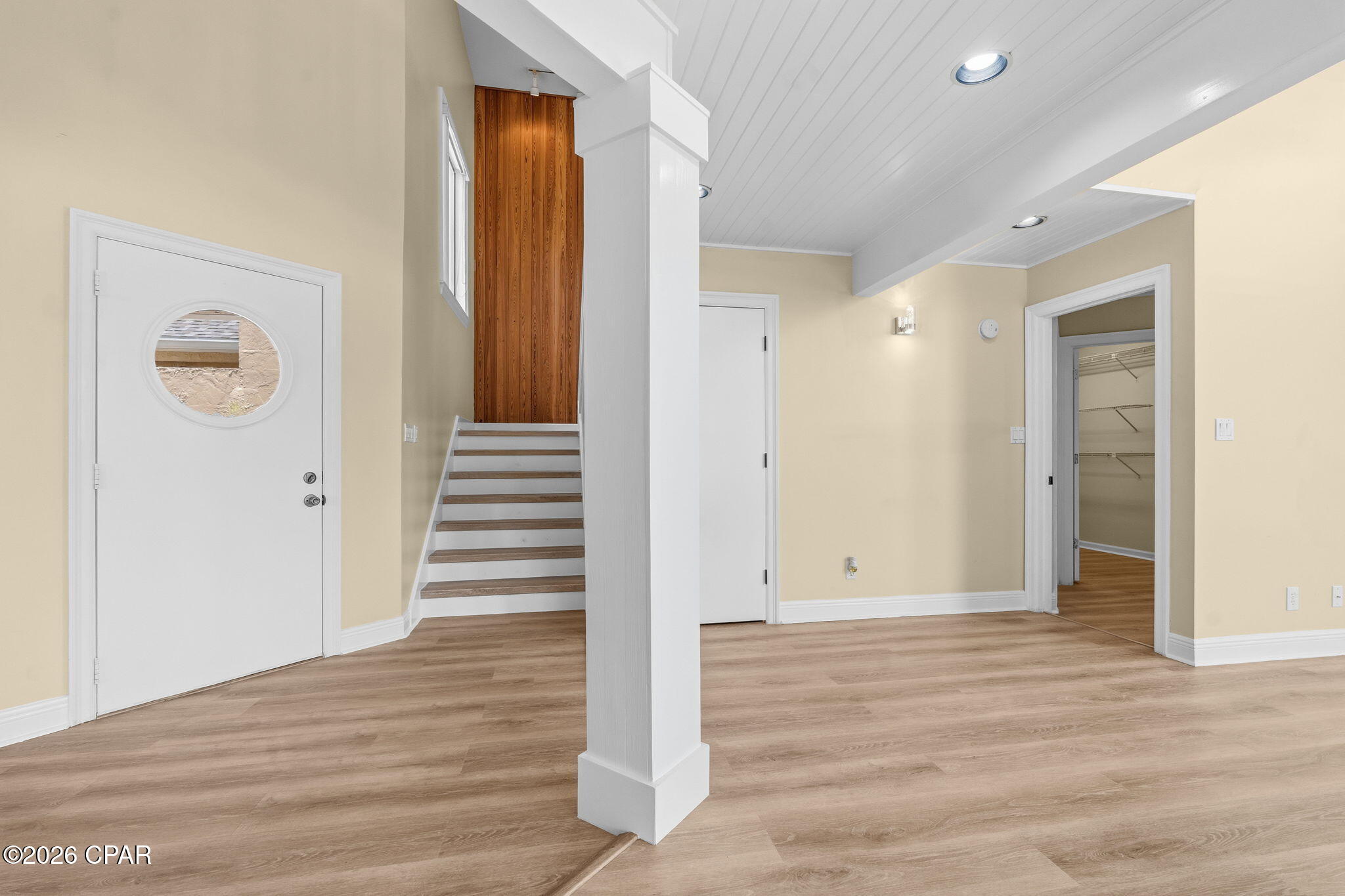 Country Club Gardens - Residential Lease