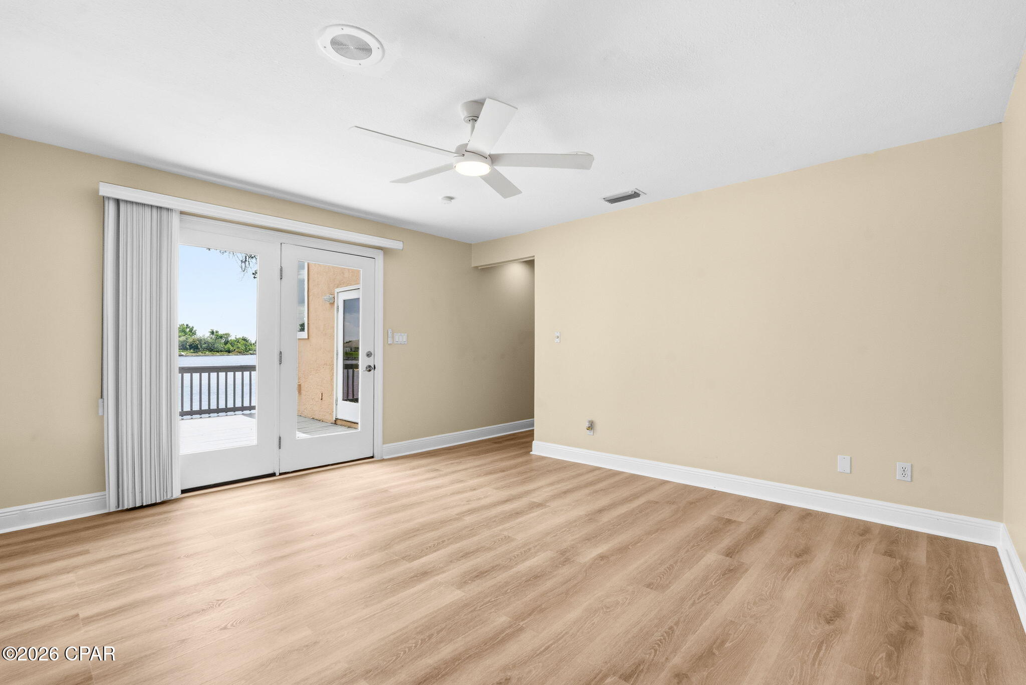 Country Club Gardens - Residential Lease