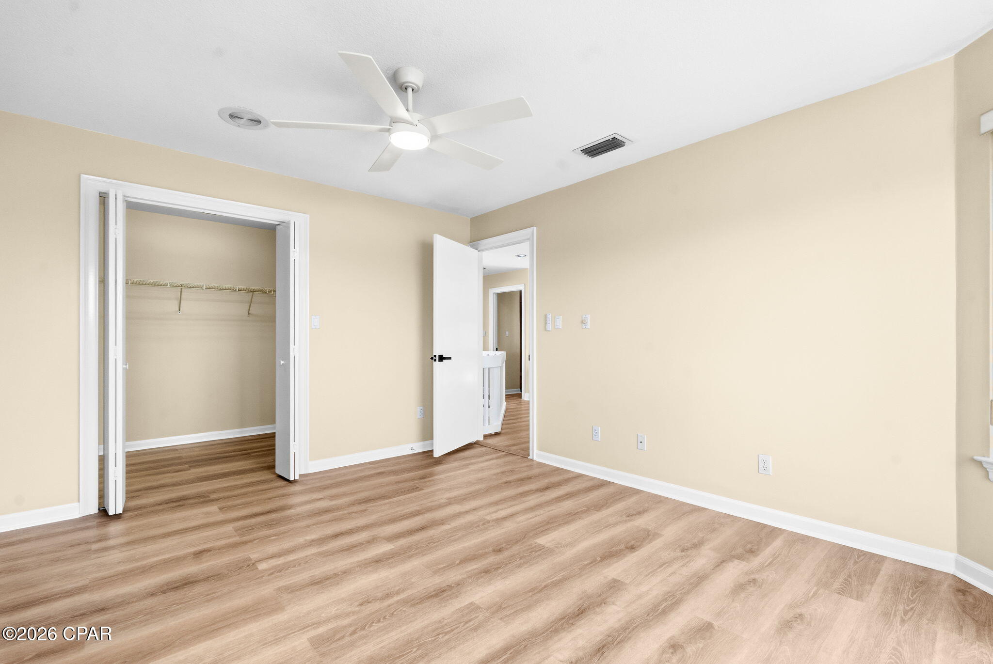 Country Club Gardens - Residential Lease
