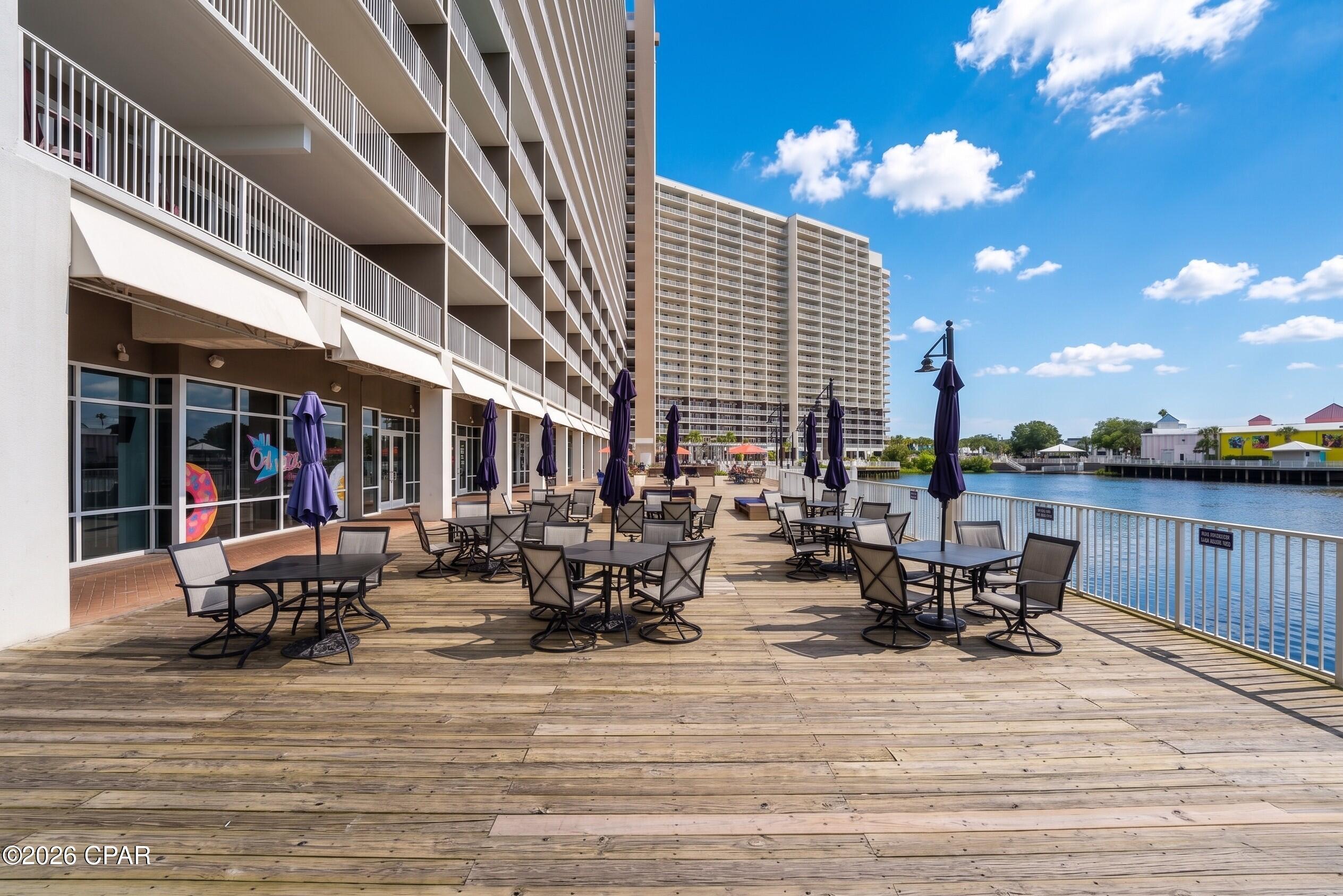 Laketown Wharf - Residential