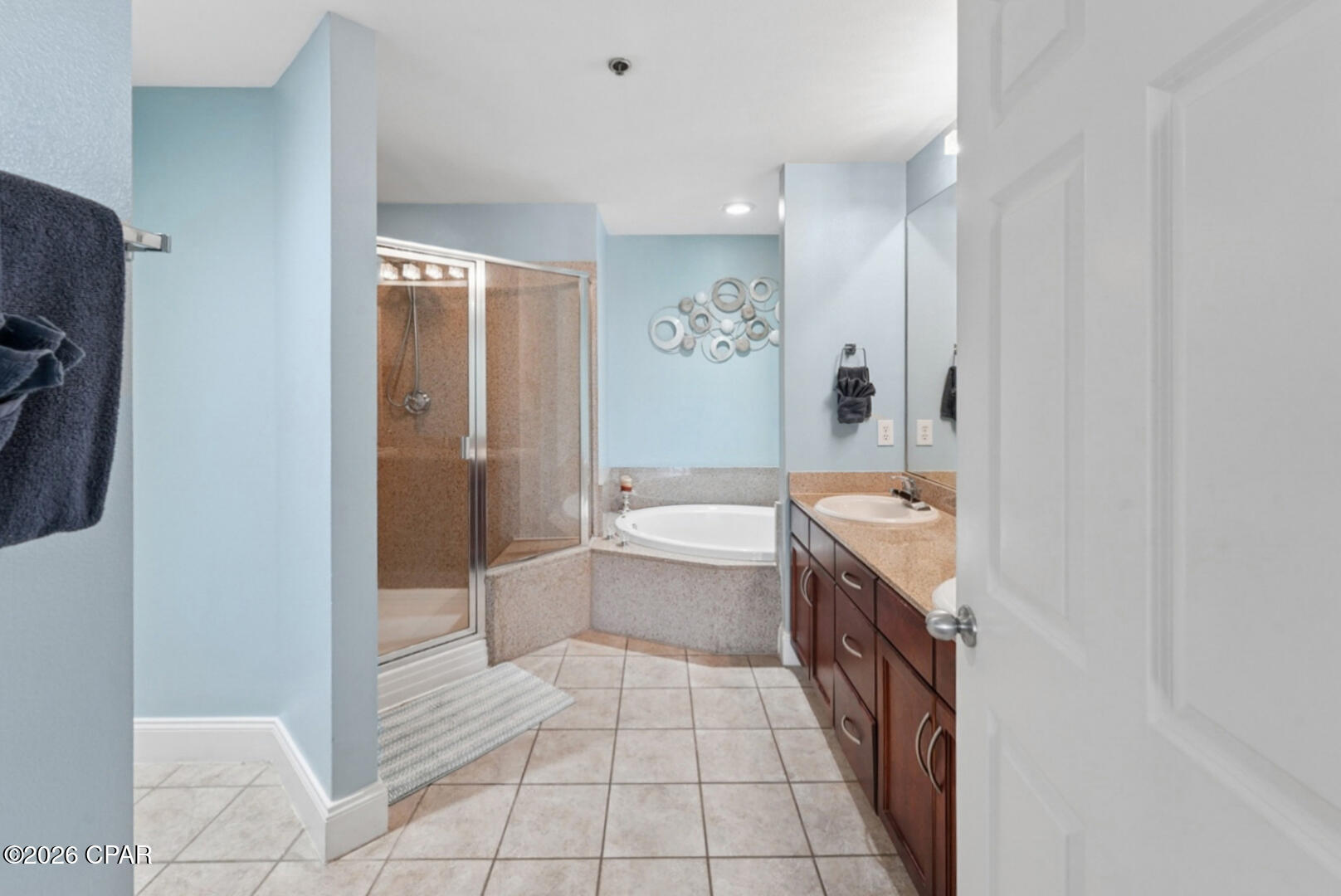 Laketown Wharf - Residential