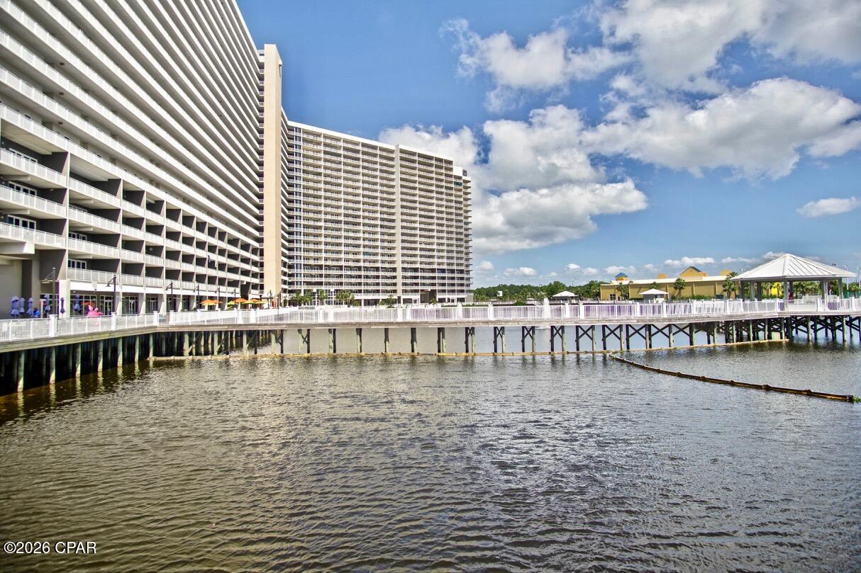 Laketown Wharf - Residential