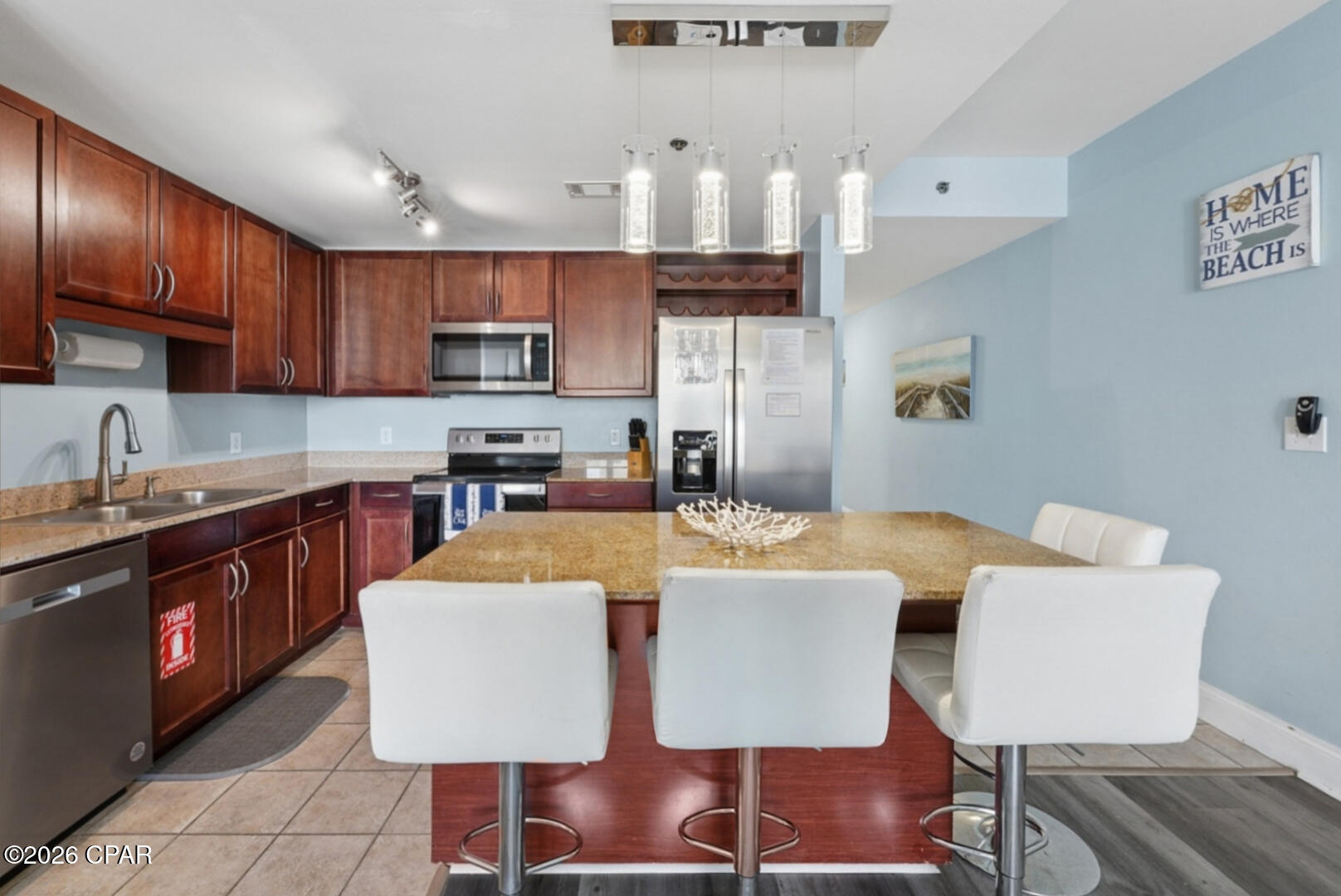 Laketown Wharf - Residential