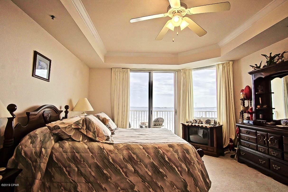 Hibiscus By The Bay - Residential