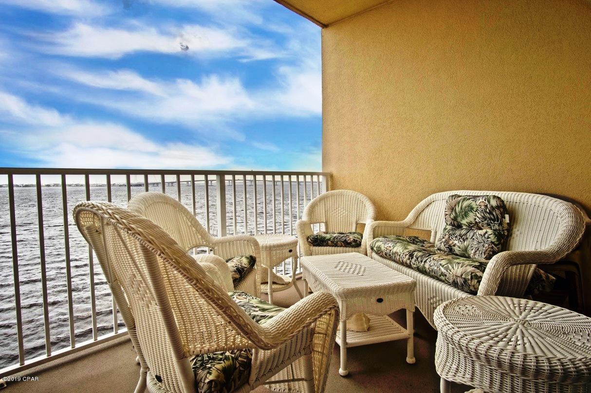 Hibiscus By The Bay - Residential